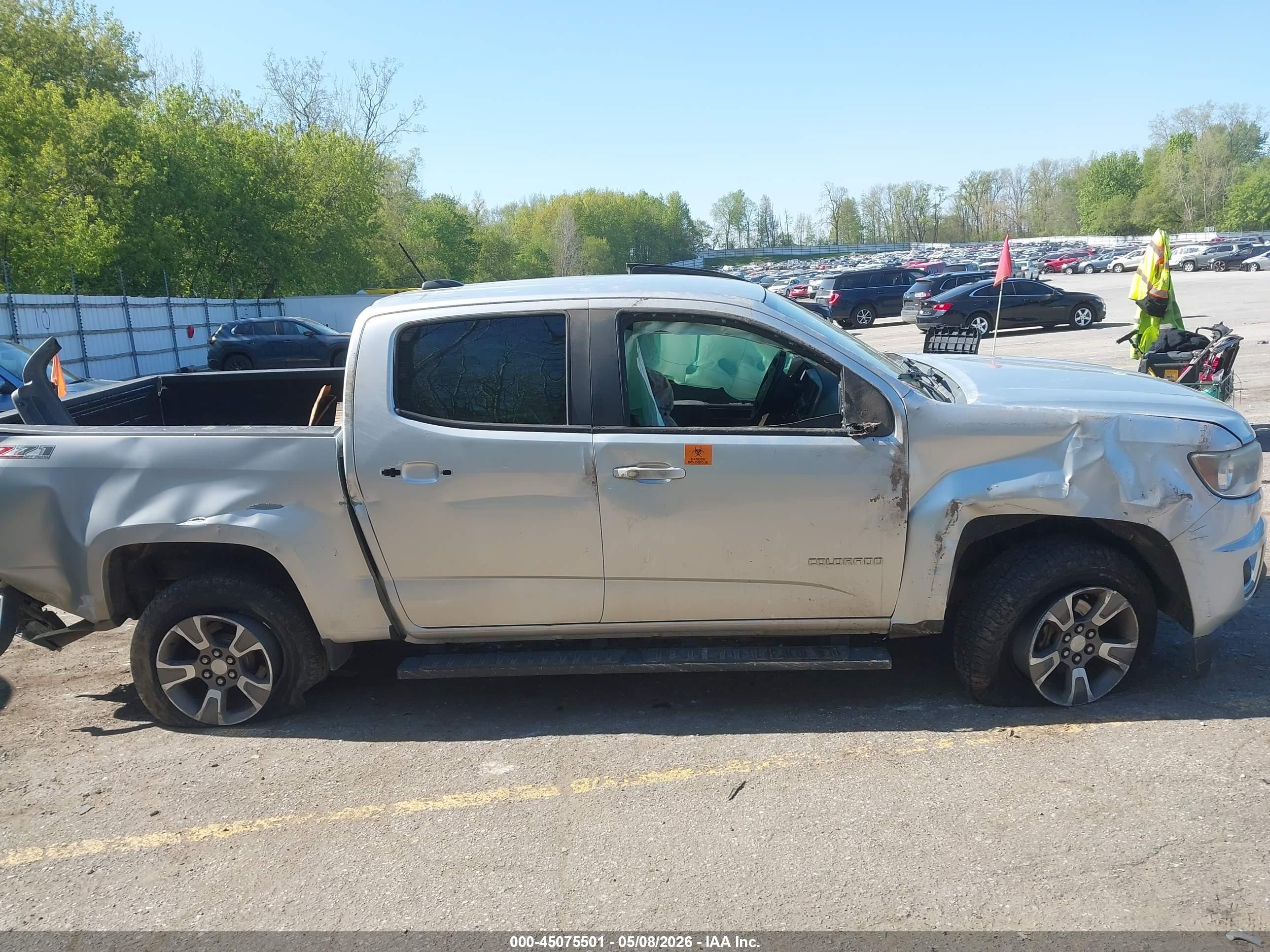 2015 Chevrolet Colorado Z71 Silver vin: 1GCGTCE31F1203122