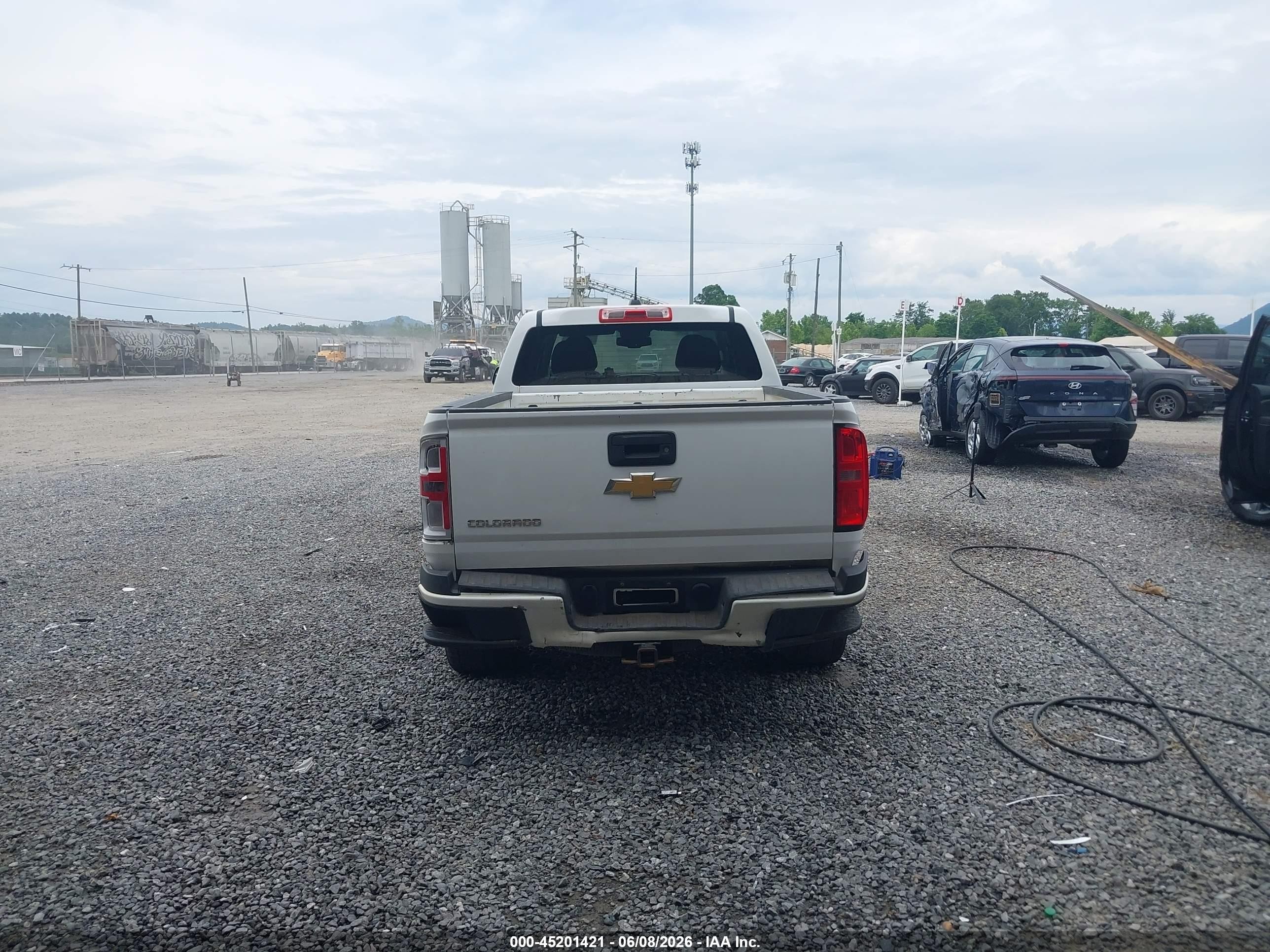 2015 Chevrolet Colorado Z71 White vin: 1GCGTCE32F1121285