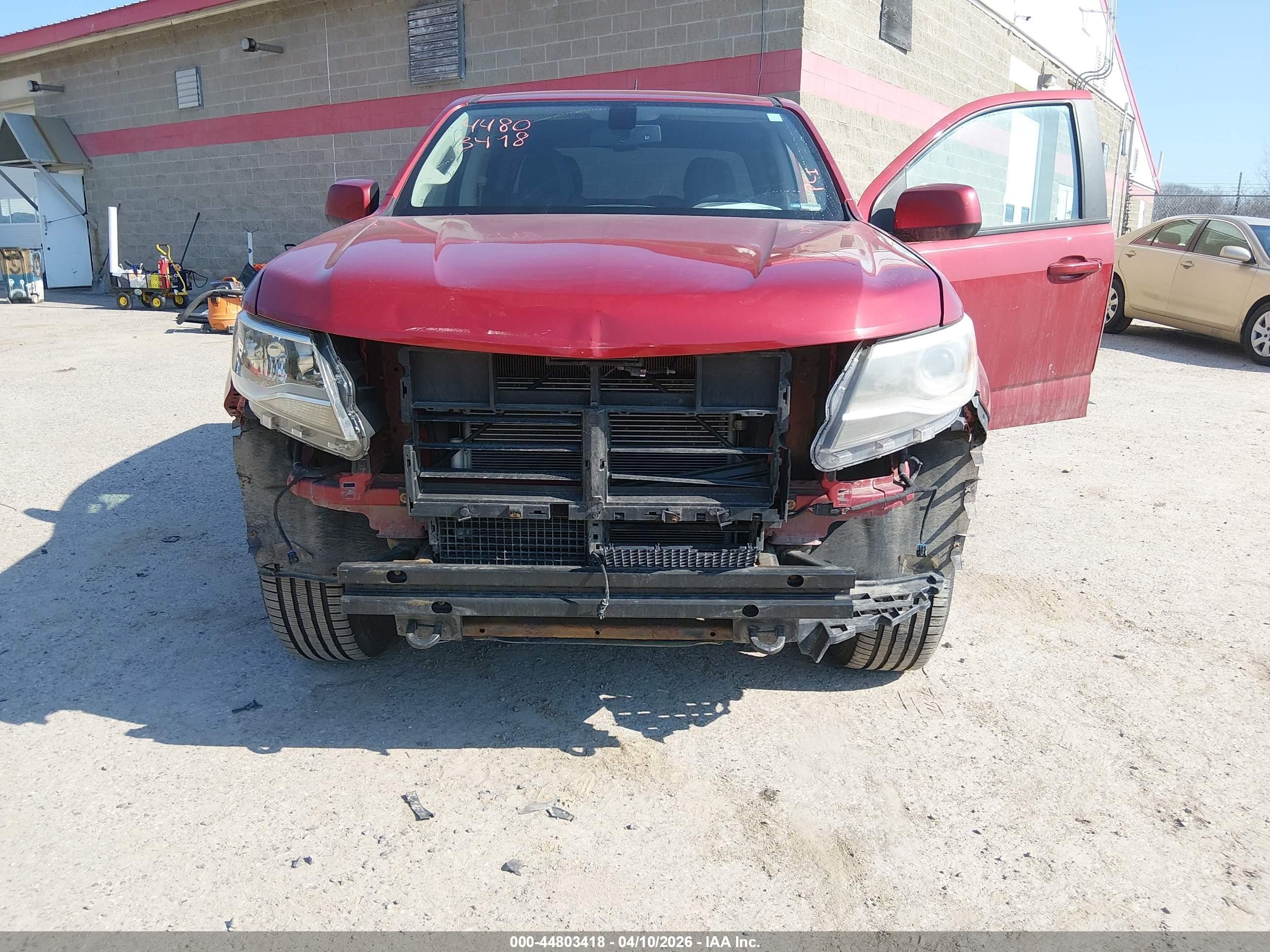 2015 Chevrolet Colorado Z71 Красный vin: 1GCGTCE33F1123126