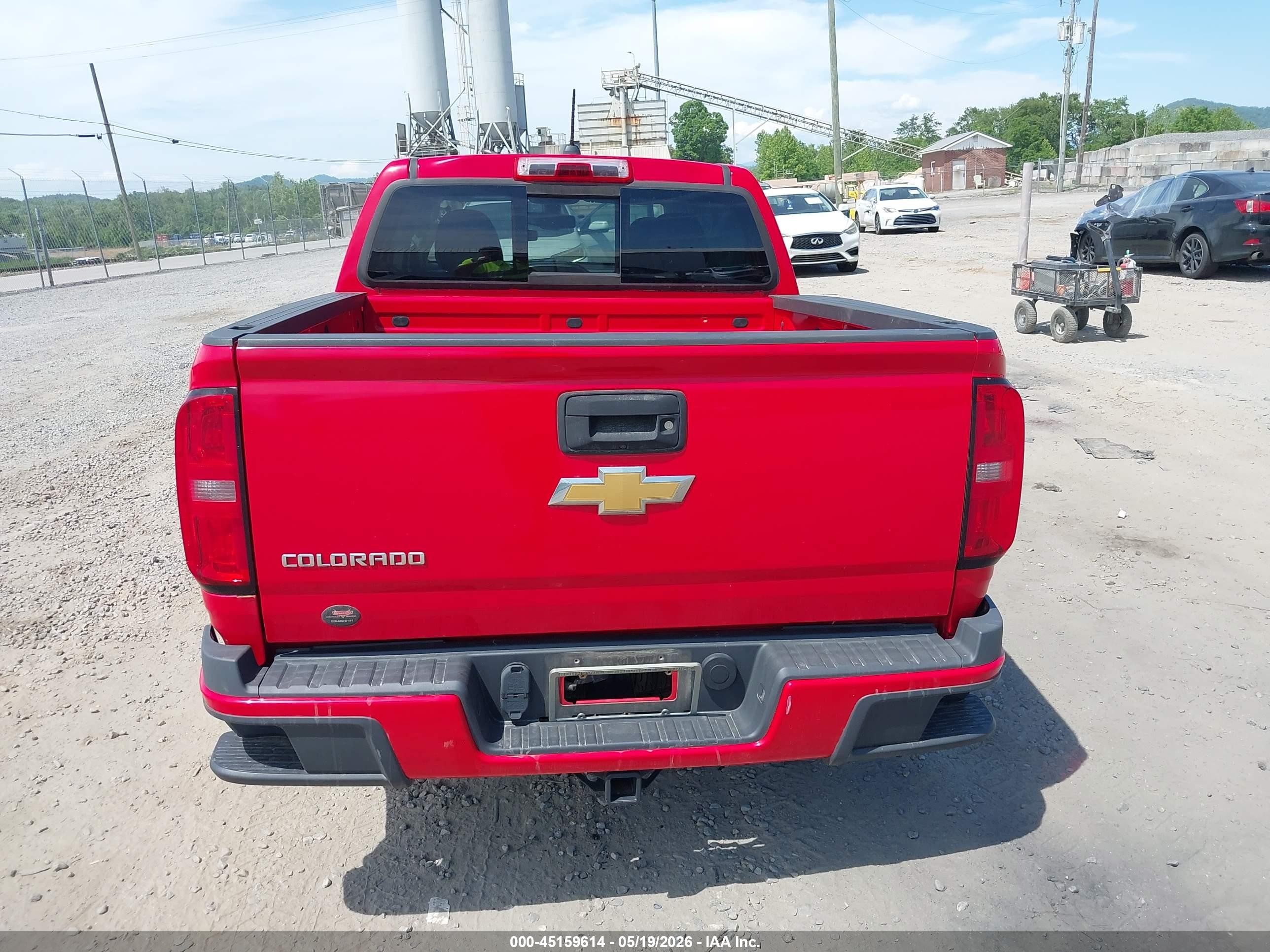2015 Chevrolet Colorado Z71 Red vin: 1GCGTCE33F1193032