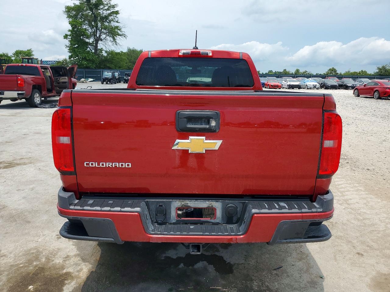 2015 Chevrolet Colorado Z71 Red vin: 1GCGTCE35F1119840