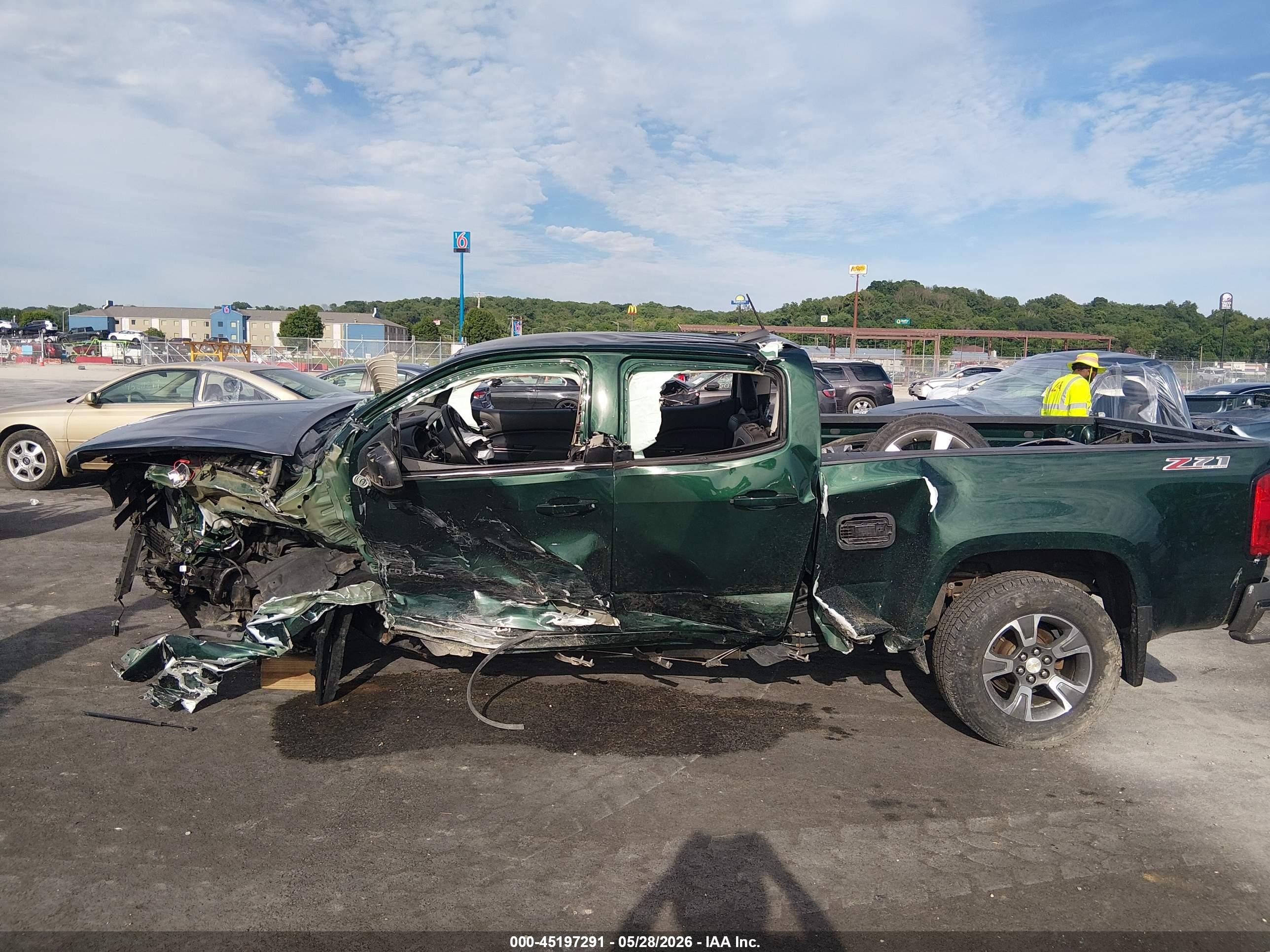 2015 Chevrolet Colorado Z71 Green vin: 1GCGTCE36F1183126