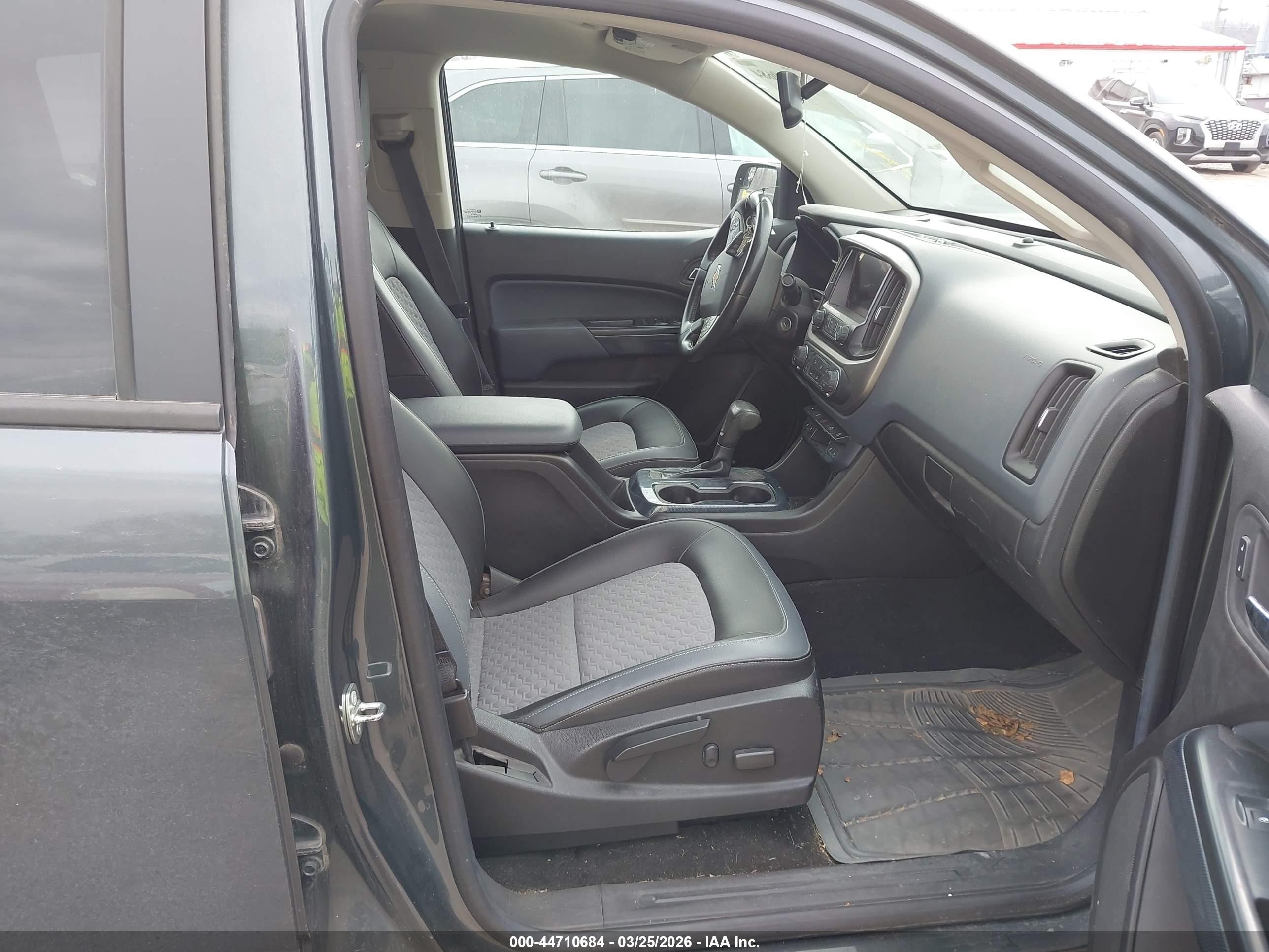 2015 Chevrolet Colorado Z71 Gray vin: 1GCGTCE37F1264233