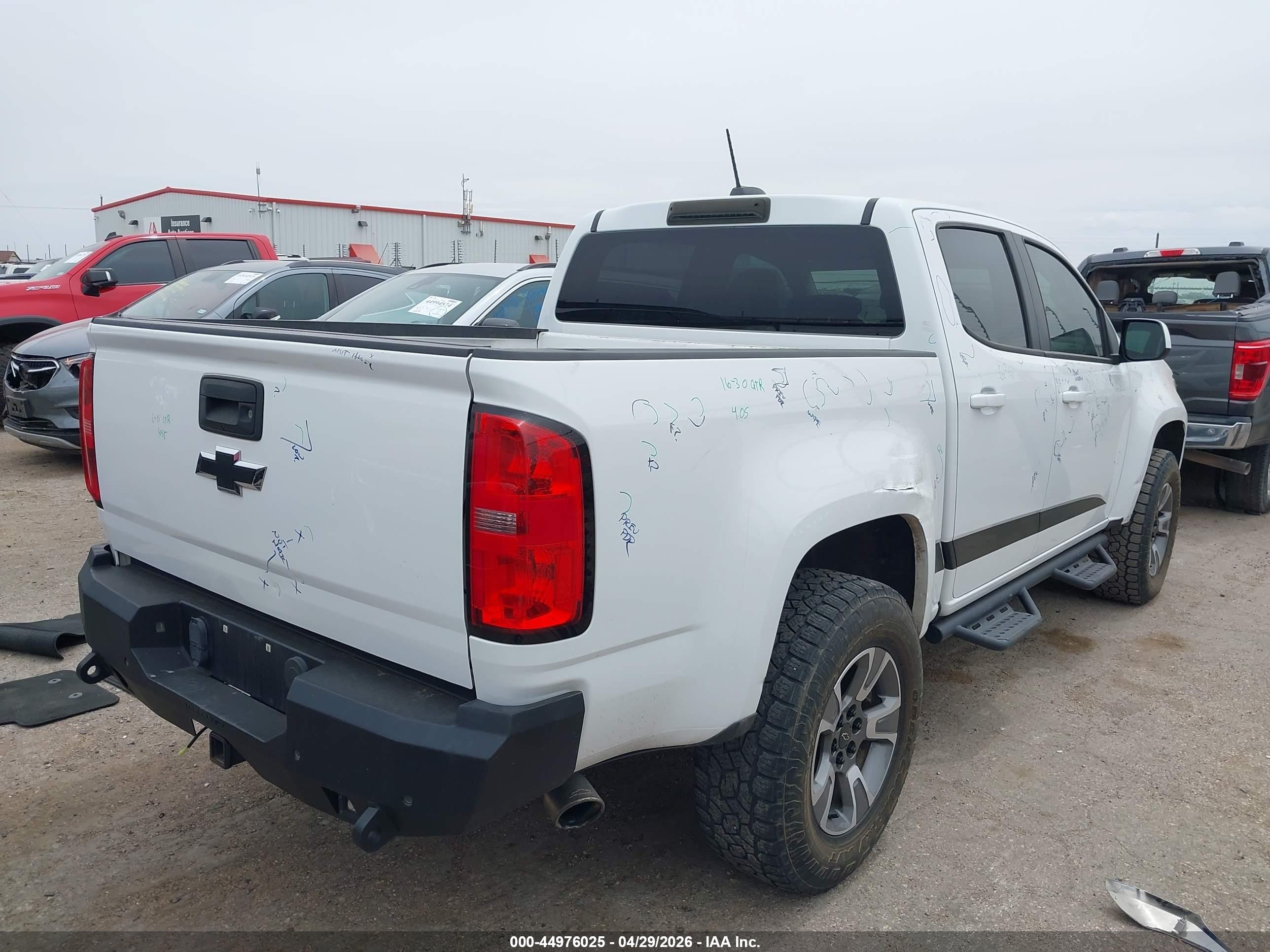 2015 Chevrolet Colorado Z71 White vin: 1GCGTCE38F1178171