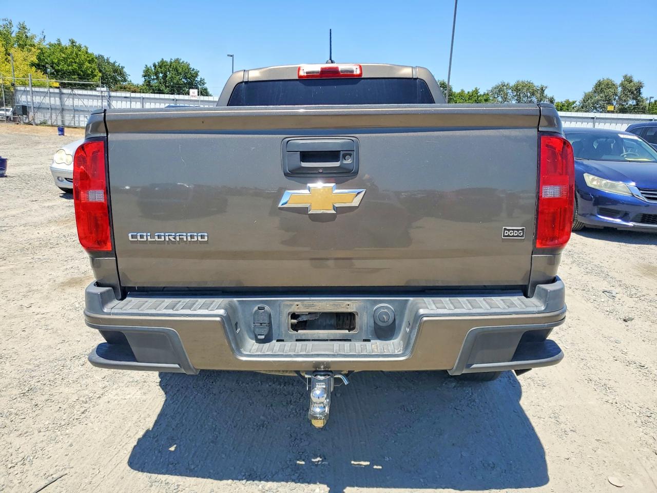 2015 Chevrolet Colorado Z71 Tan vin: 1GCGTCE39F1135250