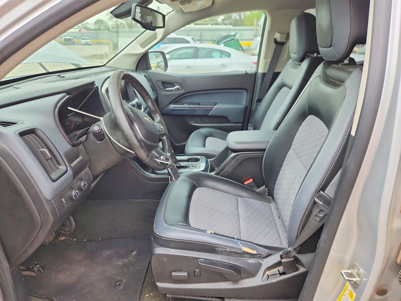 2015 Chevrolet Colorado Z71 Silver vin: 1GCGTCE39F1269613