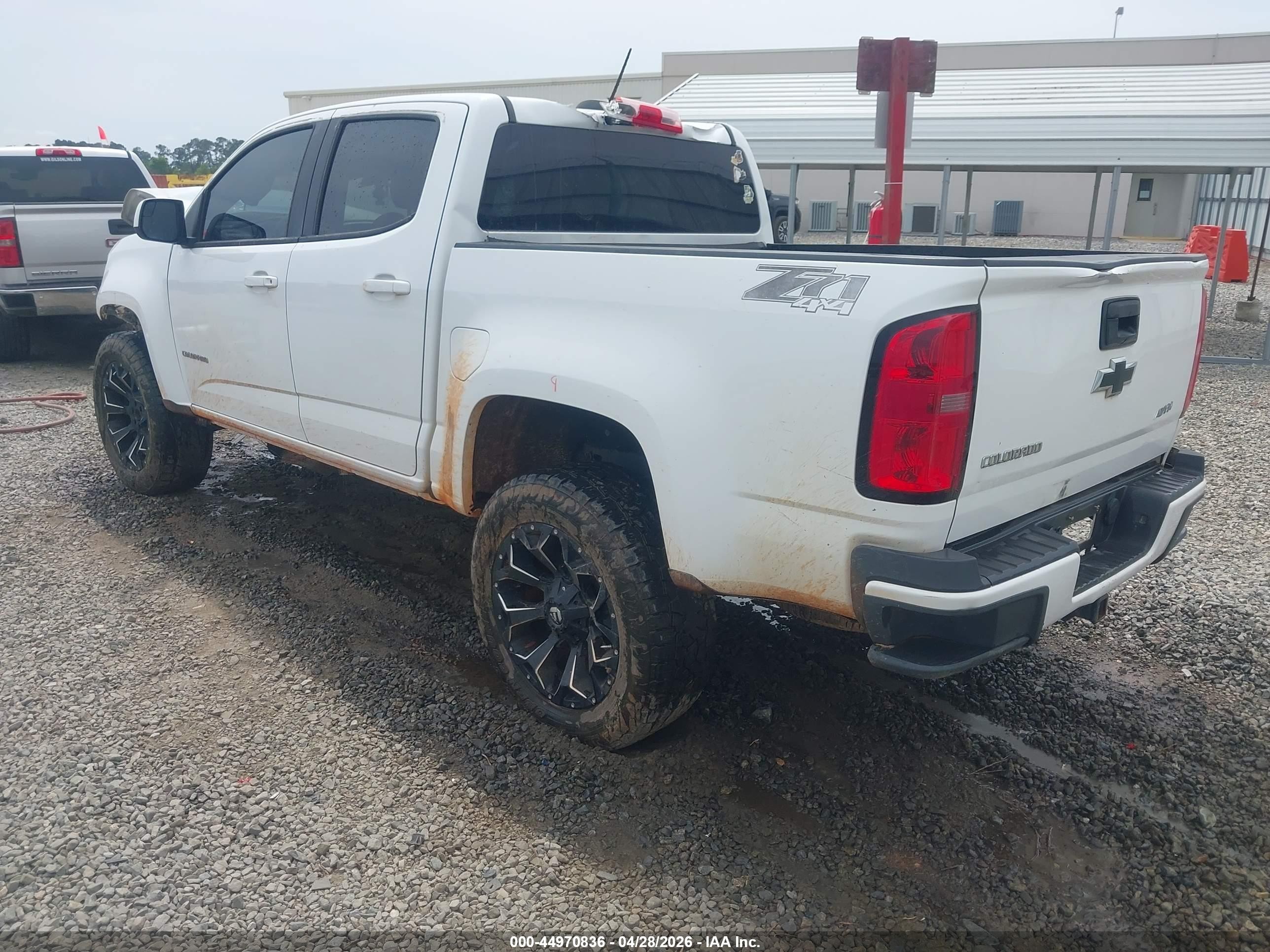 2015 Chevrolet Colorado Z71 White vin: 1GCGTCE3XF1230013