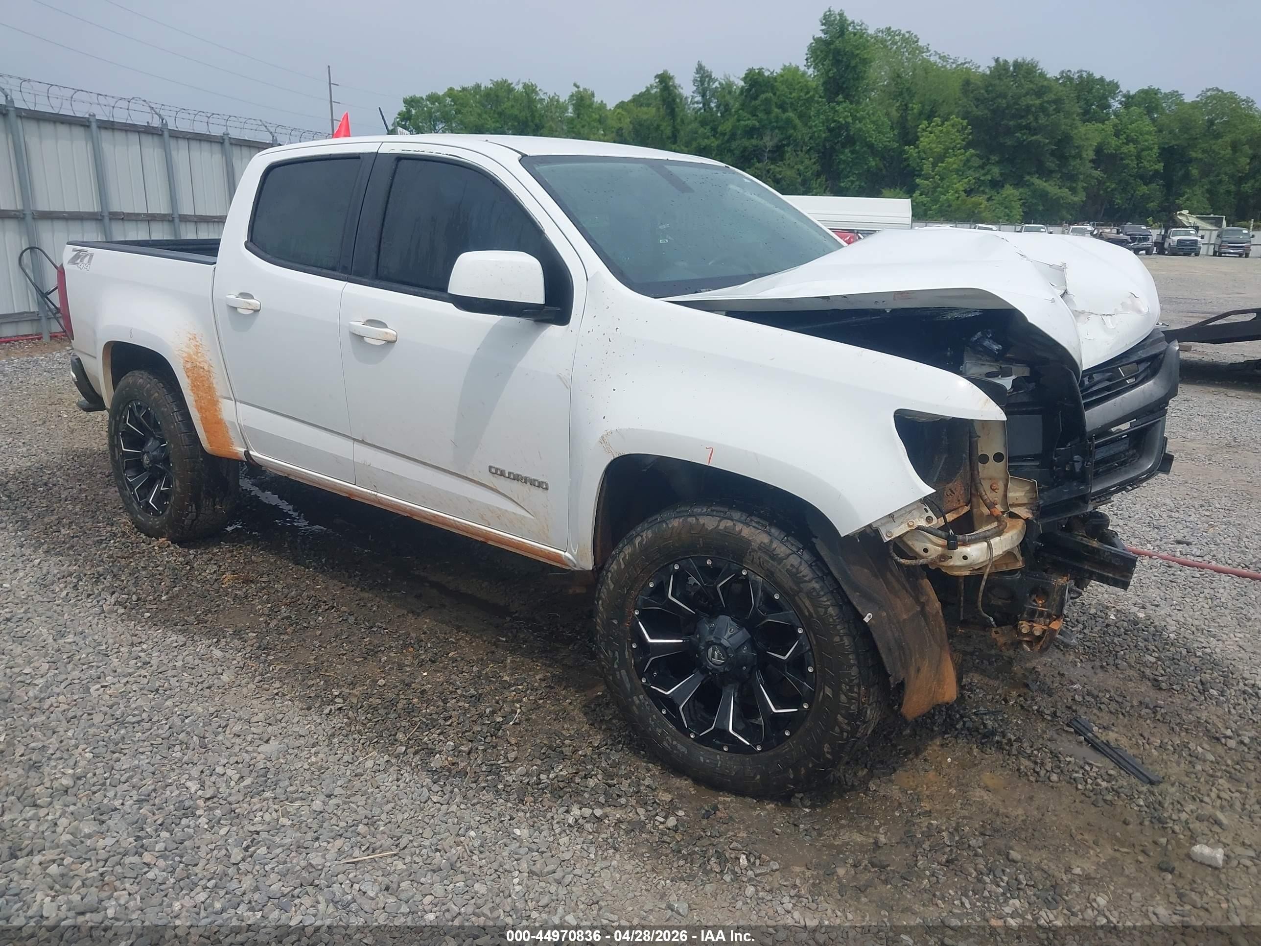 2015 Chevrolet Colorado Z71 White vin: 1GCGTCE3XF1230013