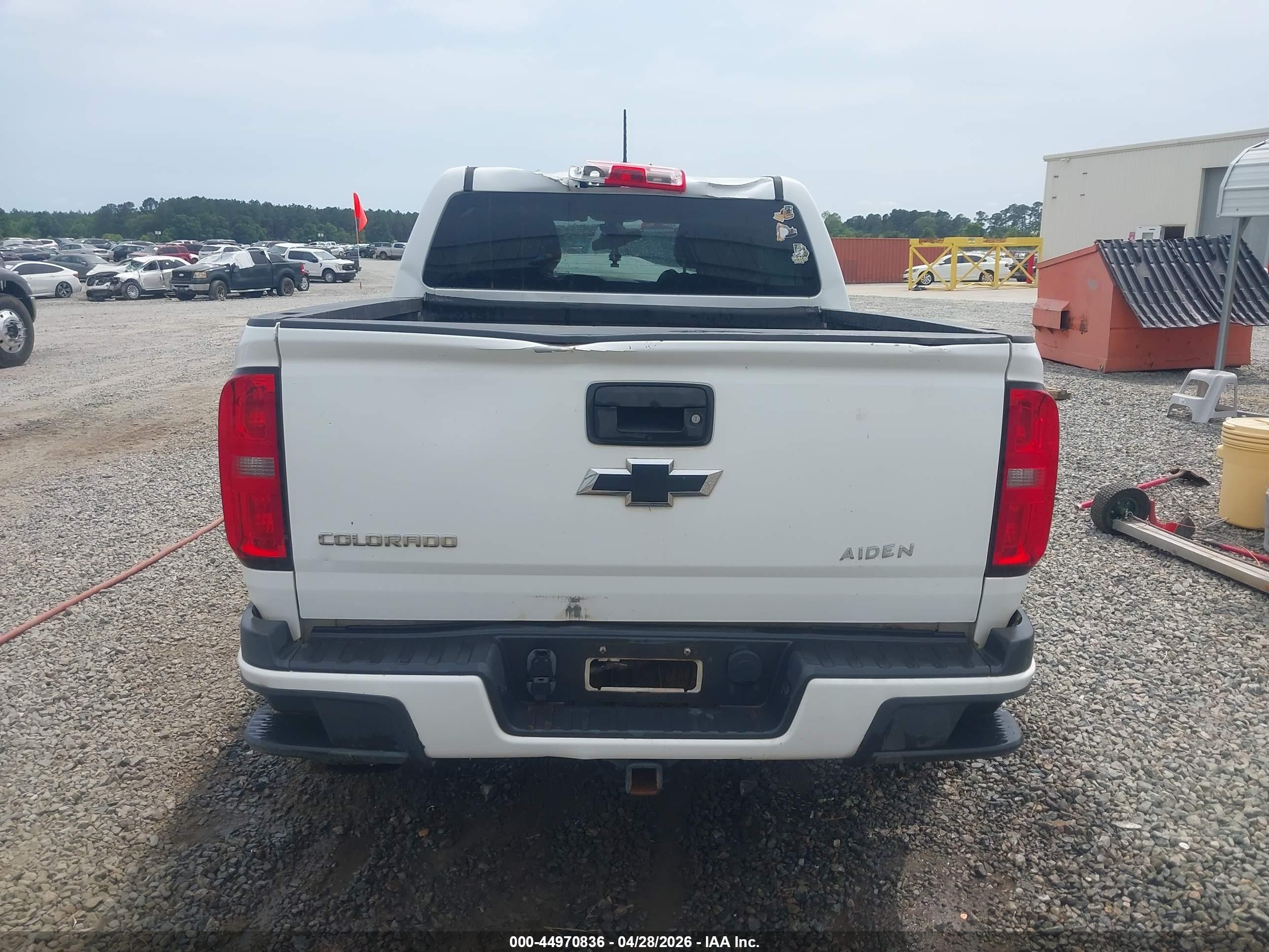2015 Chevrolet Colorado Z71 White vin: 1GCGTCE3XF1230013