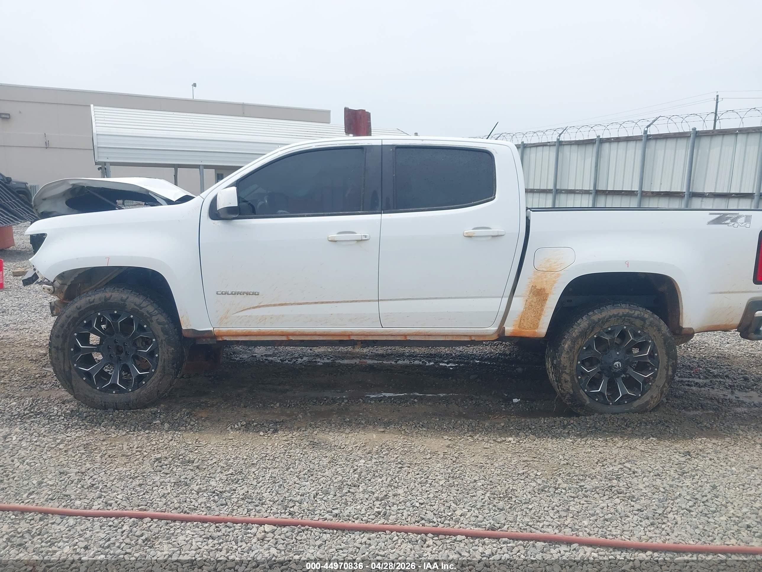 2015 Chevrolet Colorado Z71 White vin: 1GCGTCE3XF1230013