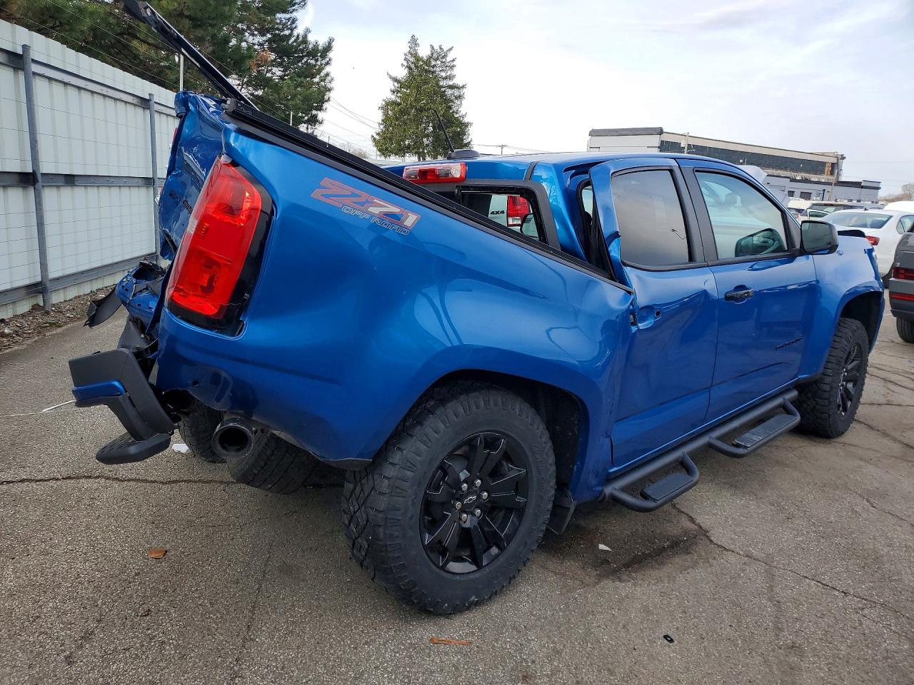 2022 Chevrolet Colorado Z71 Blue vin: 1GCGTDEN0N1307350