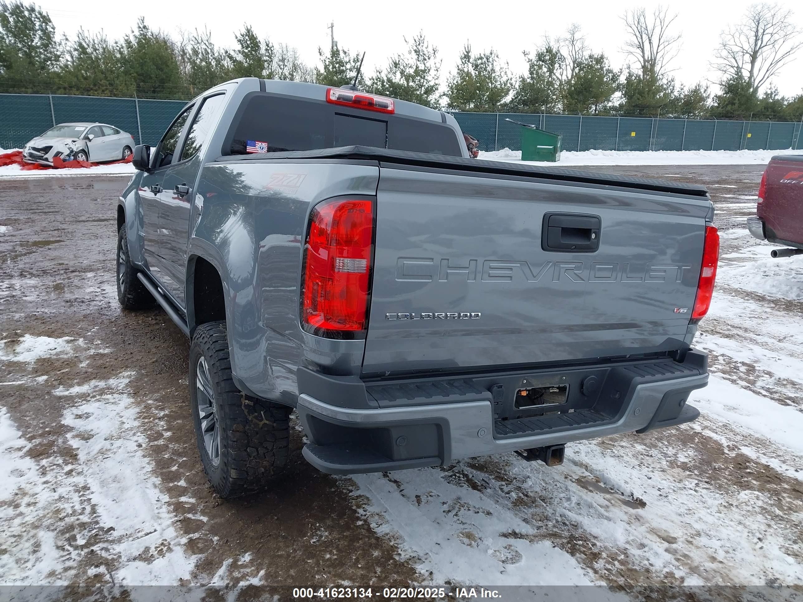 2021 Chevrolet Colorado 4wd  Short Box Z71 Gray vin: 1GCGTDEN6M1247525