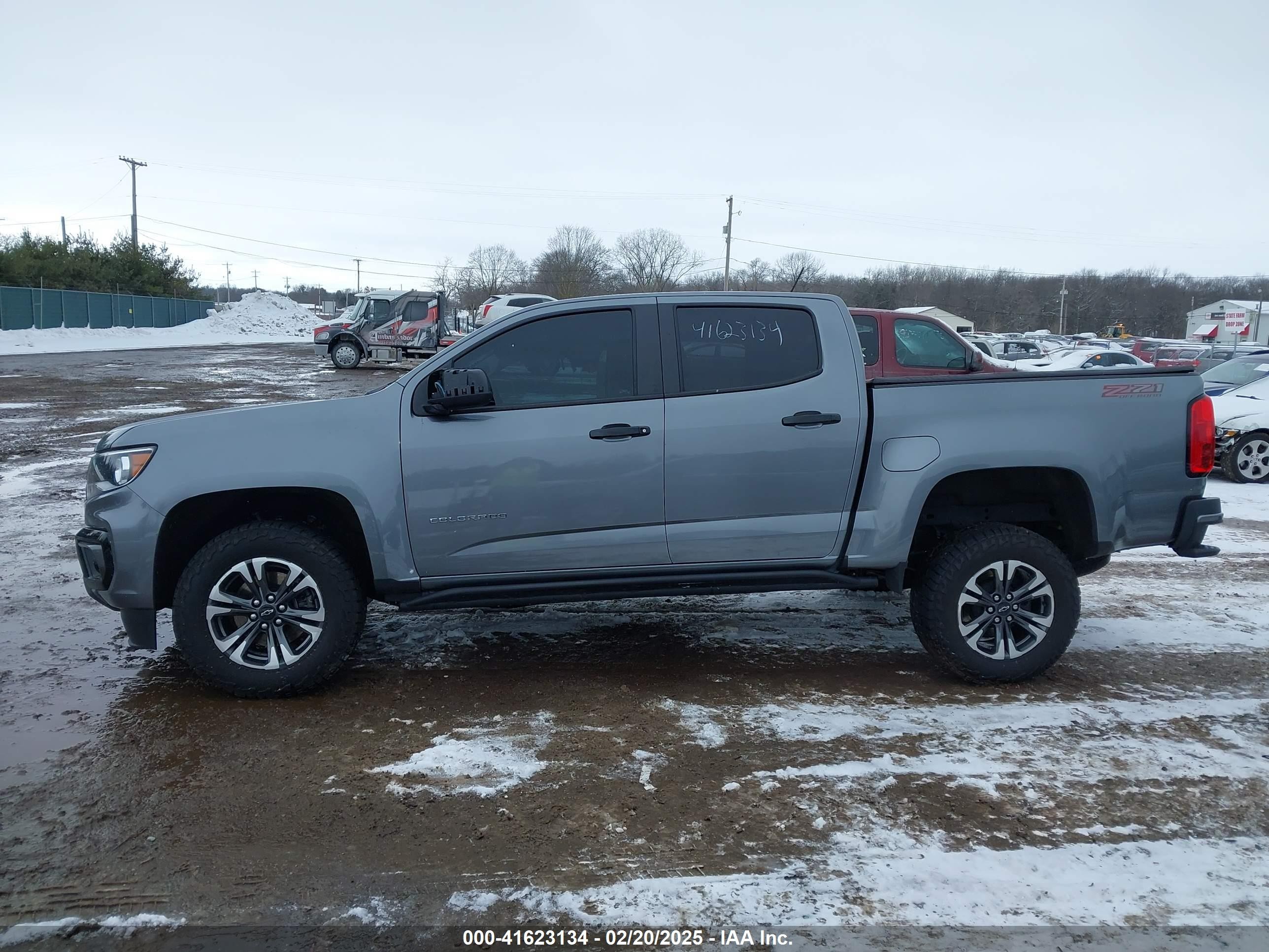 2021 Chevrolet Colorado 4wd  Short Box Z71 Gray vin: 1GCGTDEN6M1247525