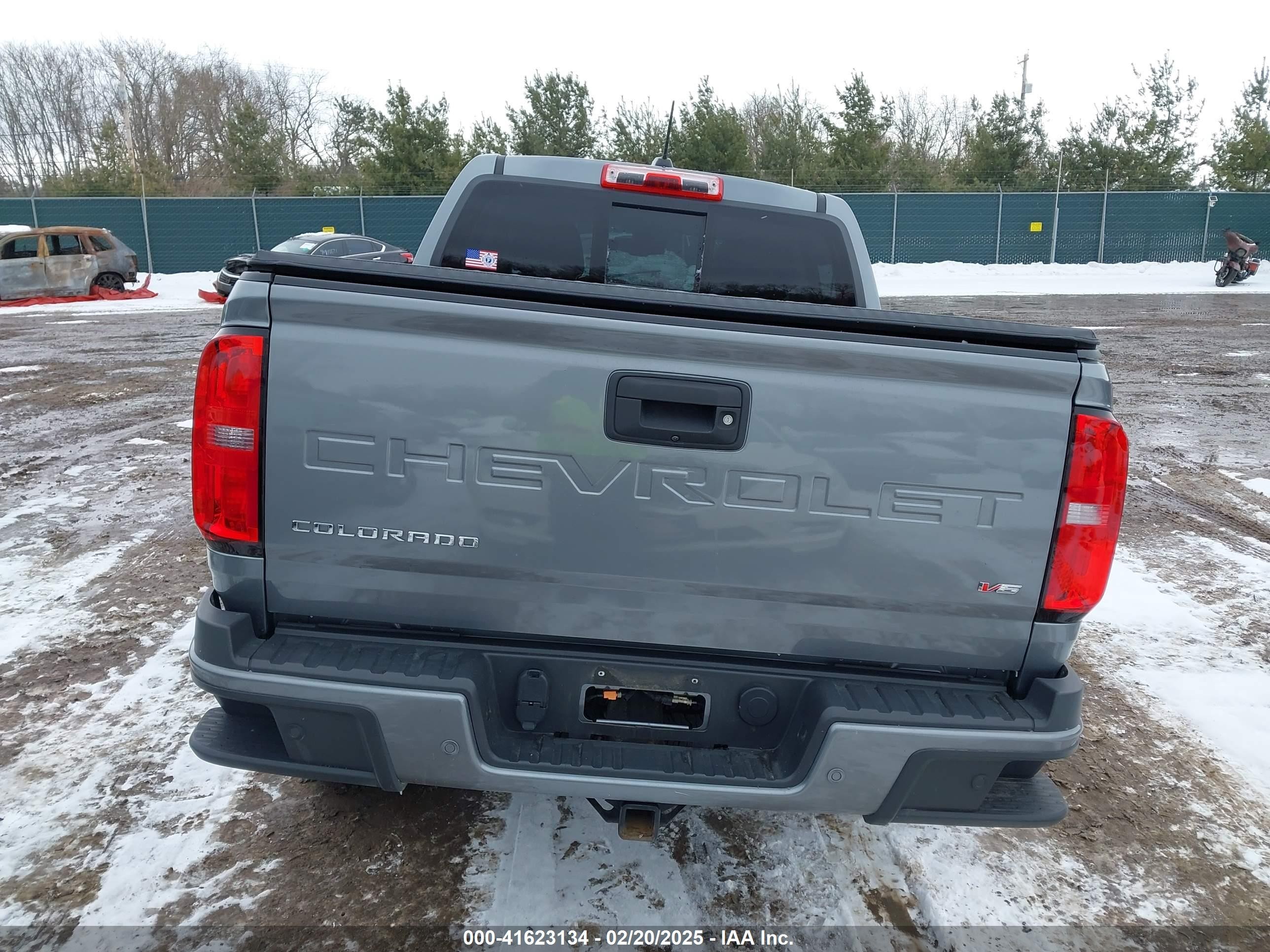 2021 Chevrolet Colorado 4wd  Short Box Z71 Gray vin: 1GCGTDEN6M1247525