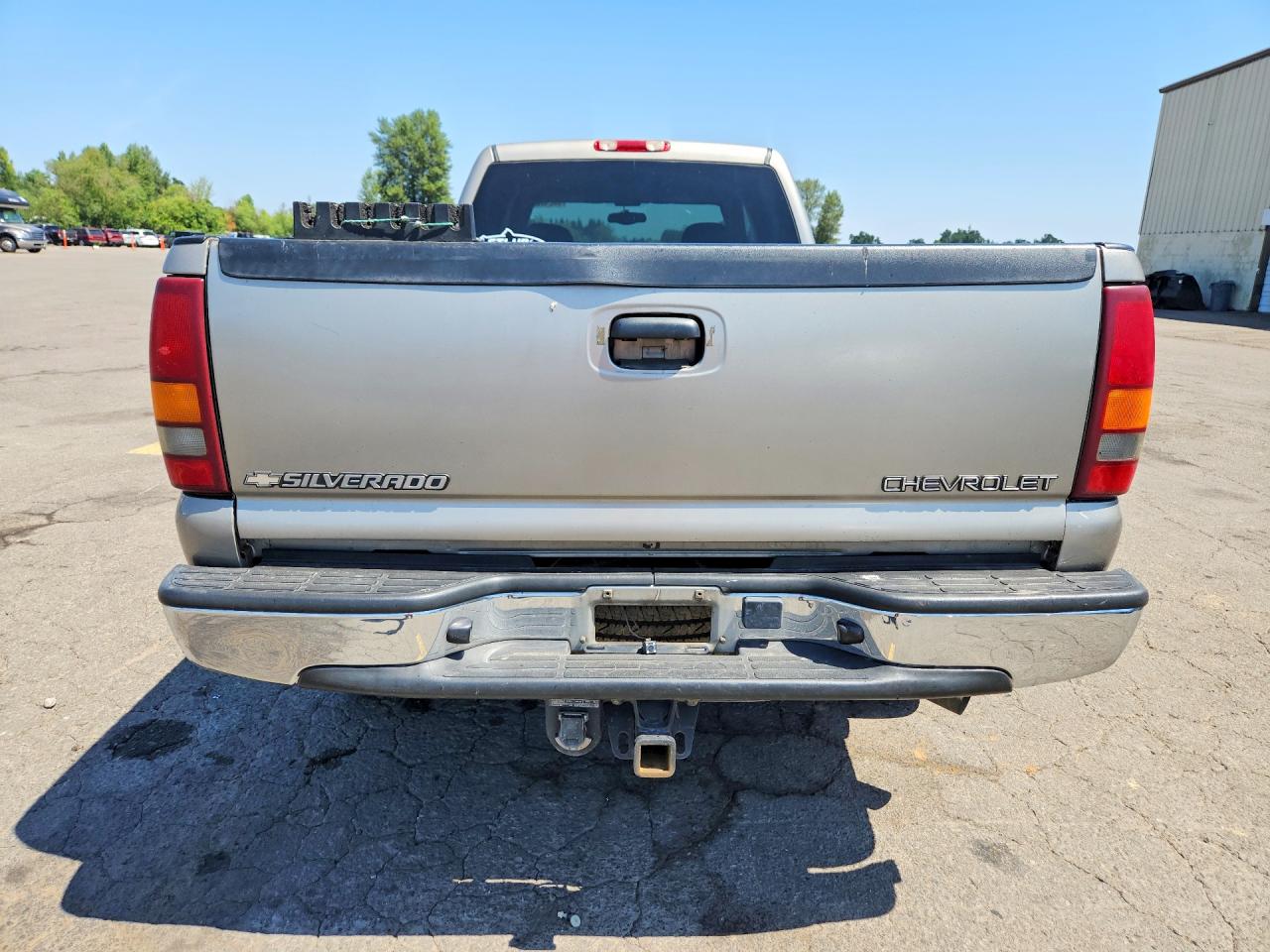 2002 Chevrolet Silverado C2500 Heavy Duty Tan vin: 1GCHC23182F215670