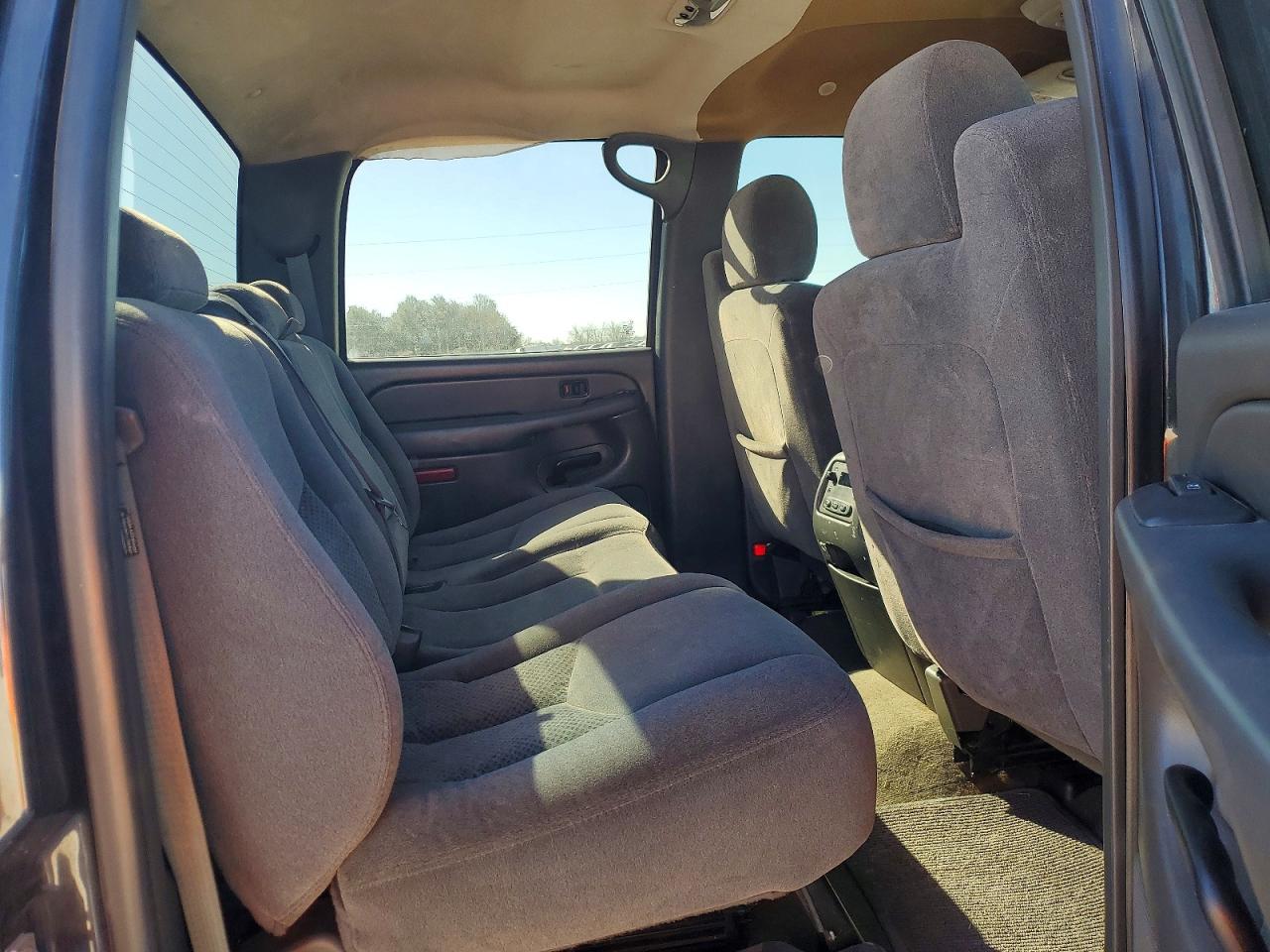2005 Chevrolet Silverado C2500 Heavy Duty Black vin: 1GCHC23215F892105