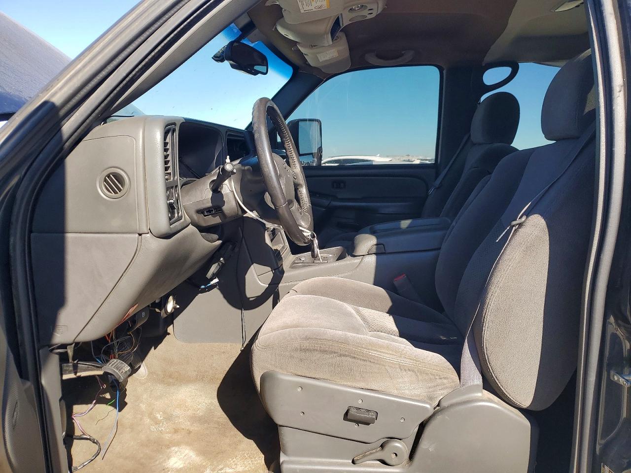 2005 Chevrolet Silverado C2500 Heavy Duty Black vin: 1GCHC23215F892105