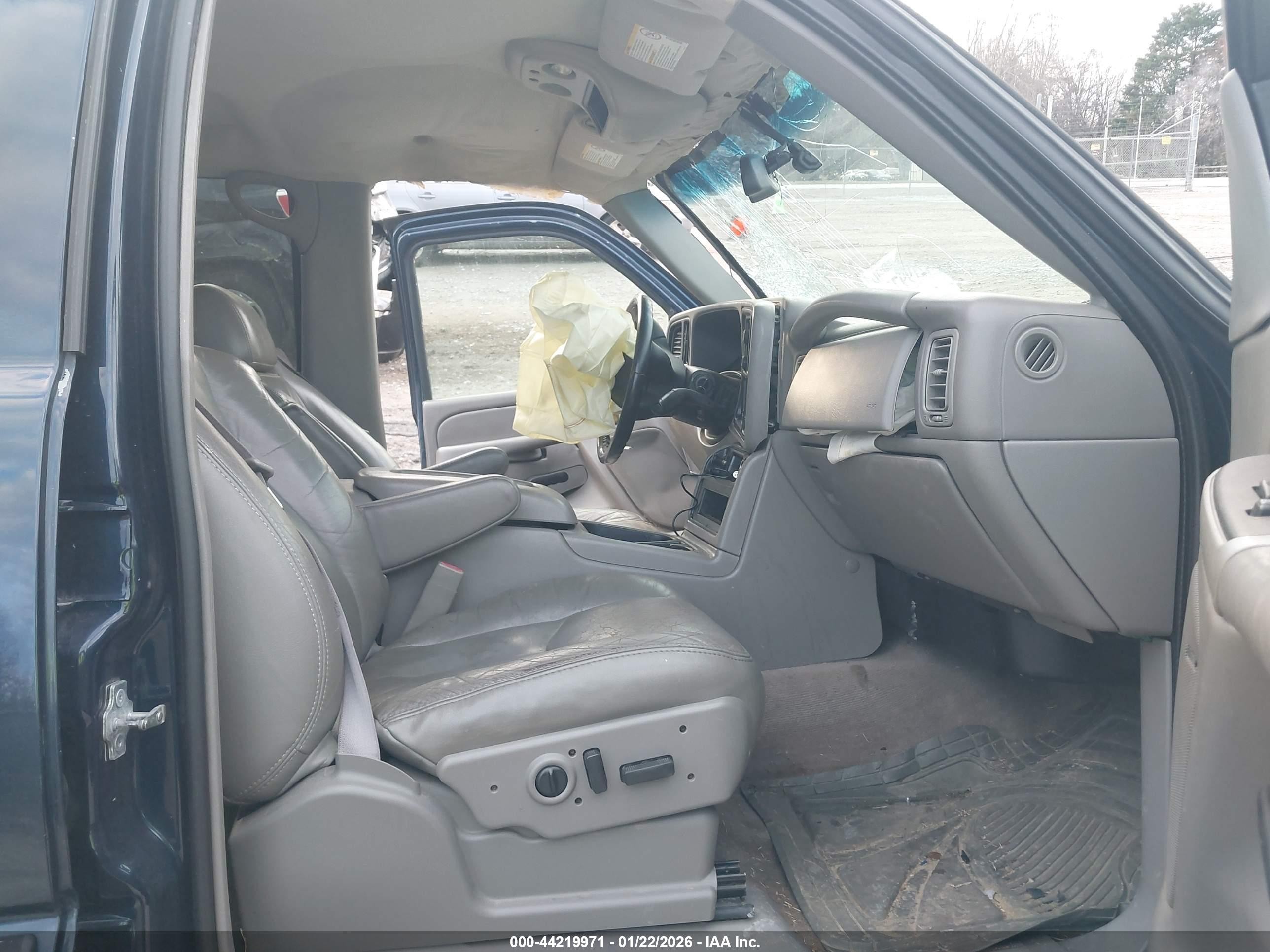 2006 Chevrolet Silverado 2500hd Lt3 Blue vin: 1GCHC23226F133416