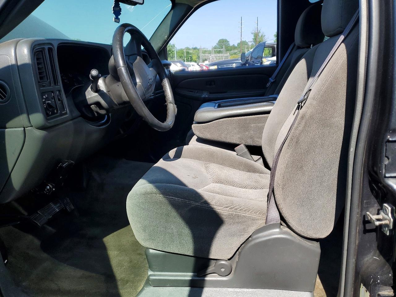 2005 Chevrolet Silverado C2500 Heavy Duty Gray vin: 1GCHC23245F865108