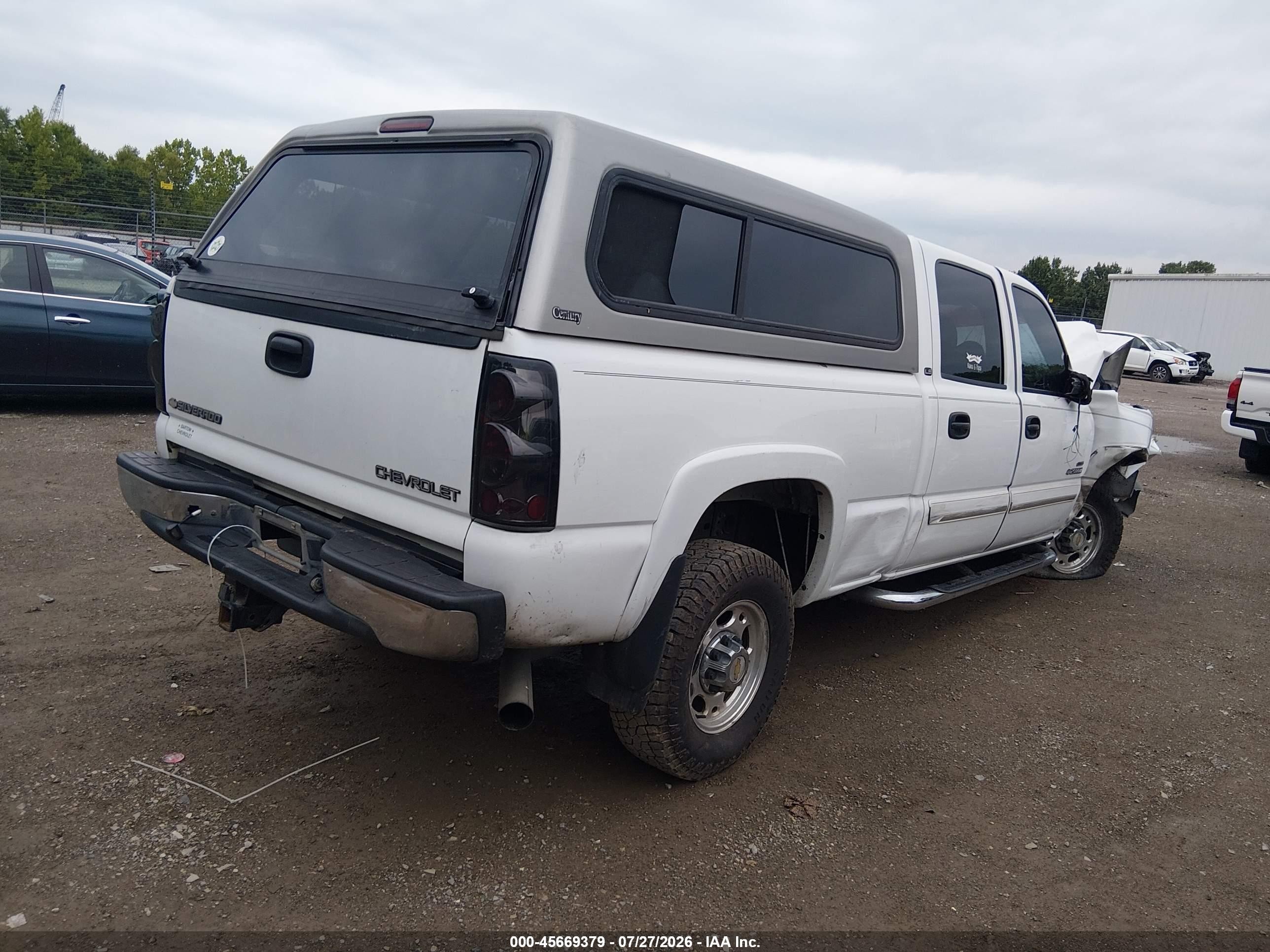 2005 Chevrolet Silverado 2500hd Ls White vin: 1GCHC23295F856520