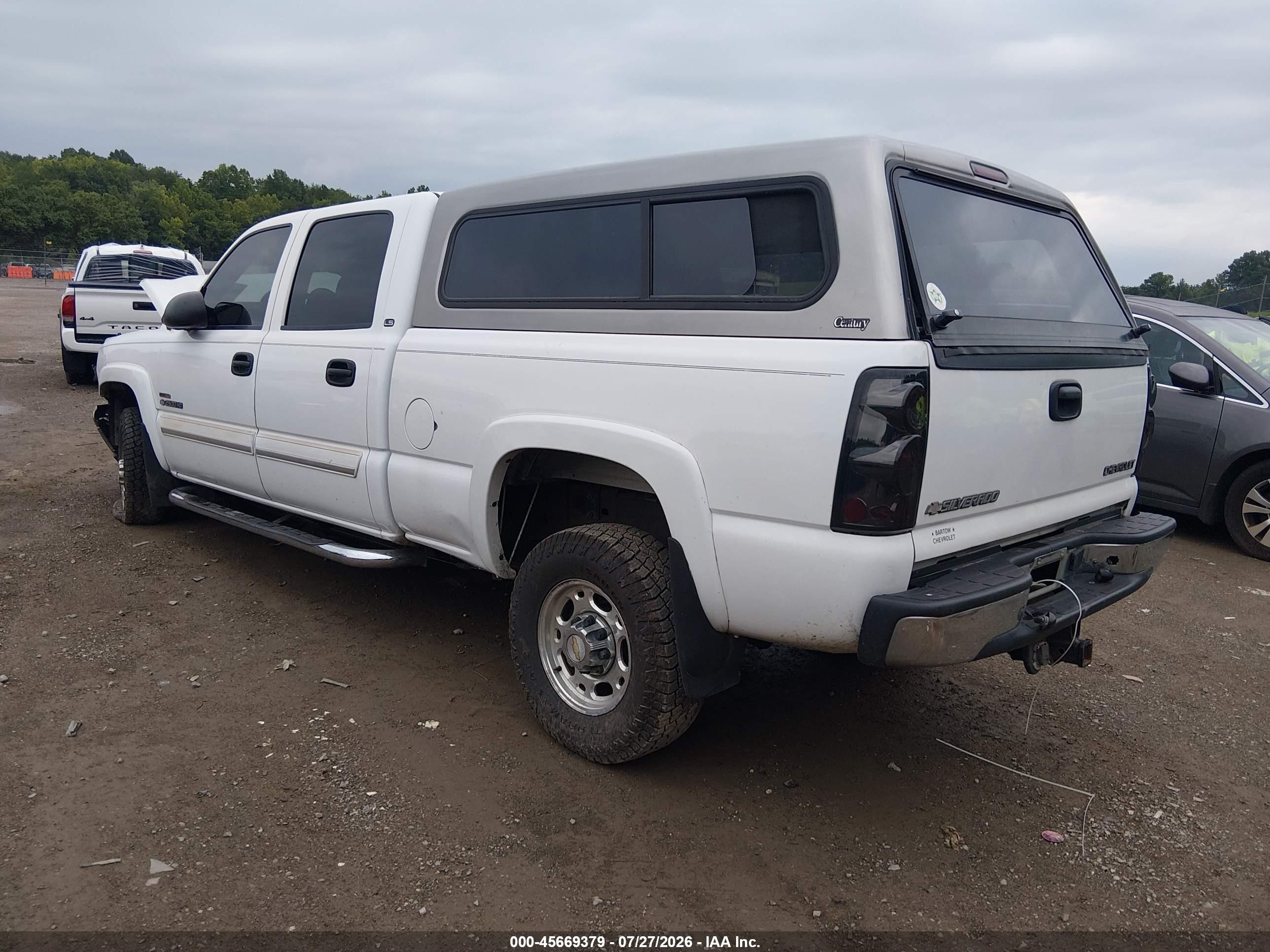 2005 Chevrolet Silverado 2500hd Ls White vin: 1GCHC23295F856520