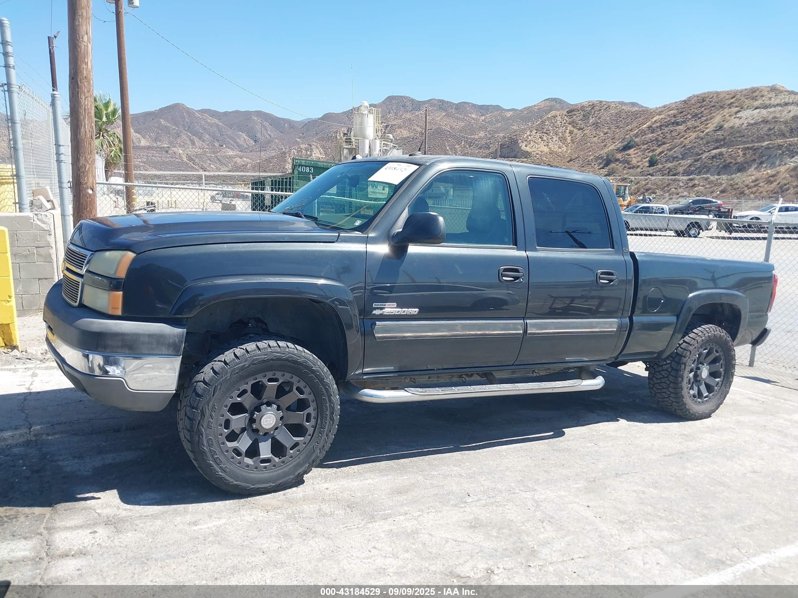 2005 Chevrolet Silverado 2500hd Lt Черный vin: 1GCHC232X5F871270