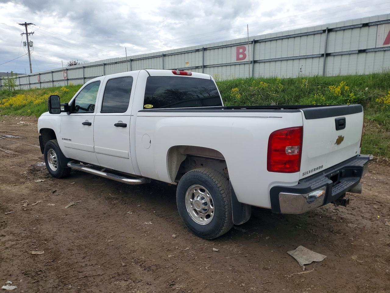 2008 Chevrolet Silverado C2500 Heavy Duty Белый vin: 1GCHC23688F162943