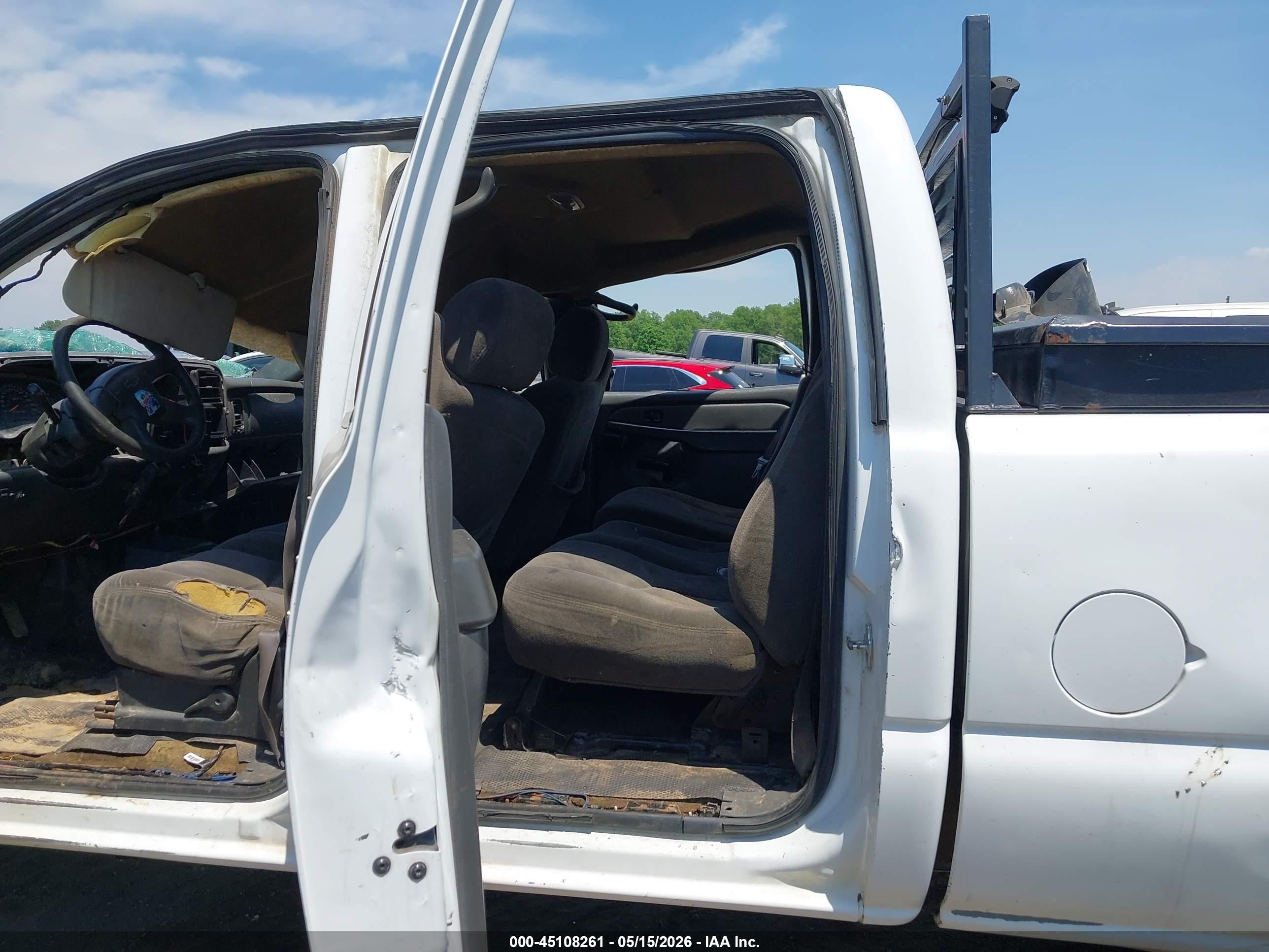 2007 Chevrolet Silverado 2500hd Classic Work Truck White vin: 1GCHC23D47F131847