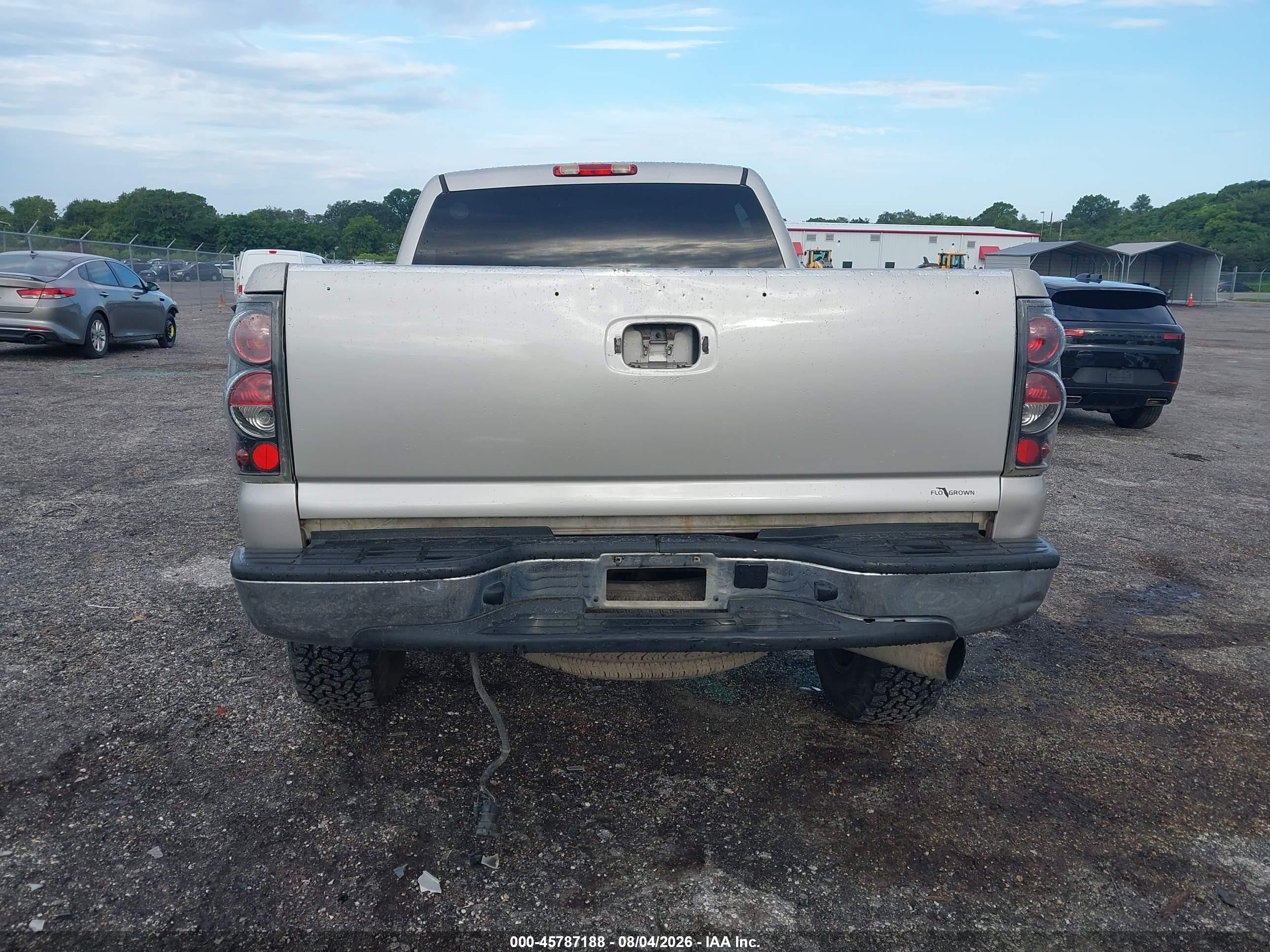 2006 Chevrolet Silverado 2500hd Lt1 Beige vin: 1GCHC23D66F150396