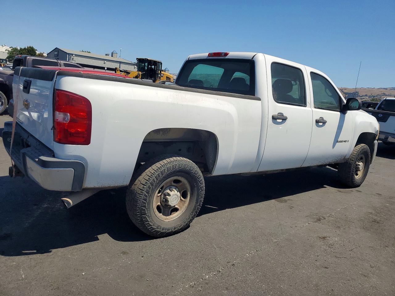 2007 Chevrolet Silverado C2500 Heavy Duty Белый vin: 1GCHC23K47F525203
