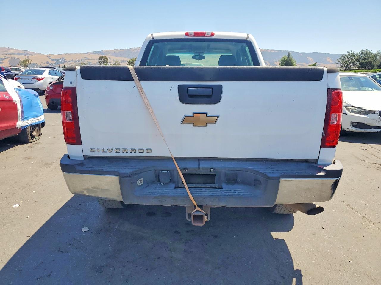 2007 Chevrolet Silverado C2500 Heavy Duty Белый vin: 1GCHC23K47F525203