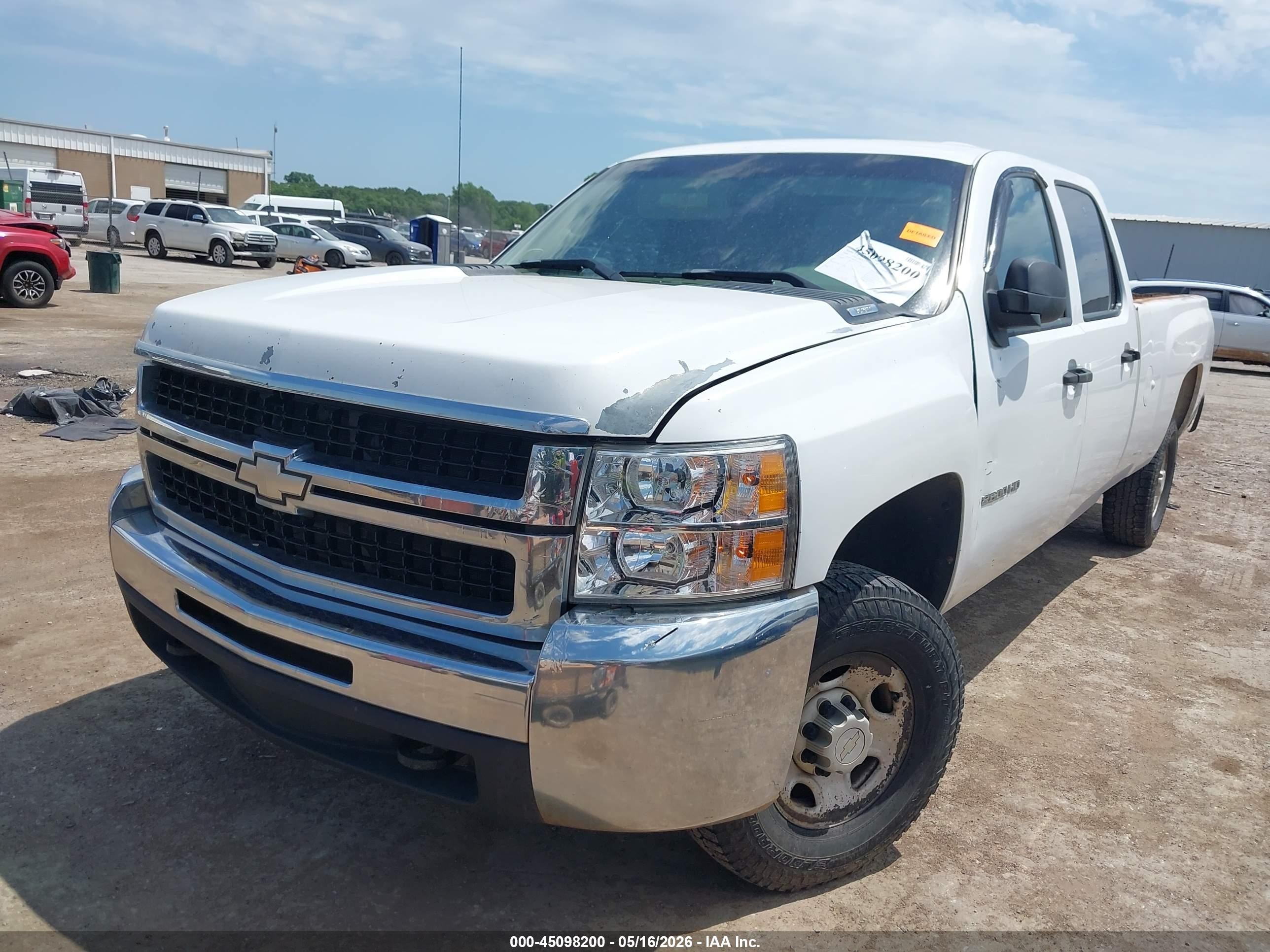 2008 Chevrolet Silverado 2500hd Work Truck White vin: 1GCHC23K88F199262