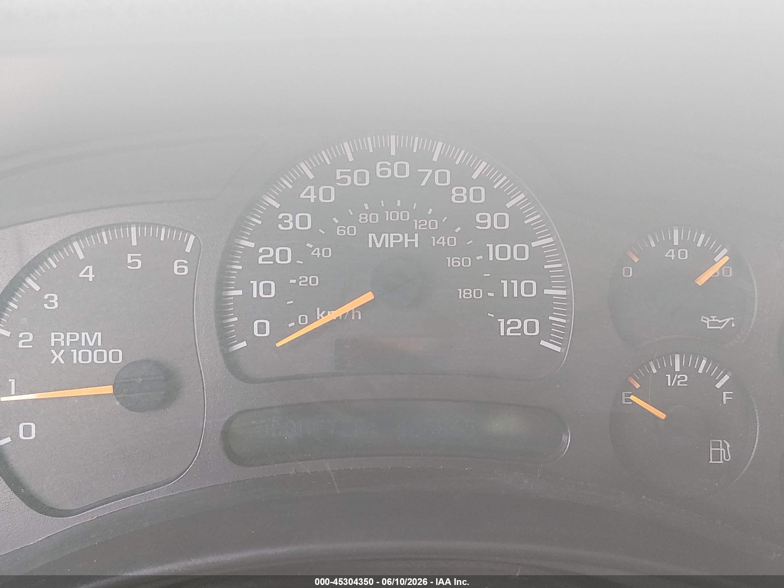 2005 Chevrolet Silverado 2500hd Ls White vin: 1GCHC23U15F823044