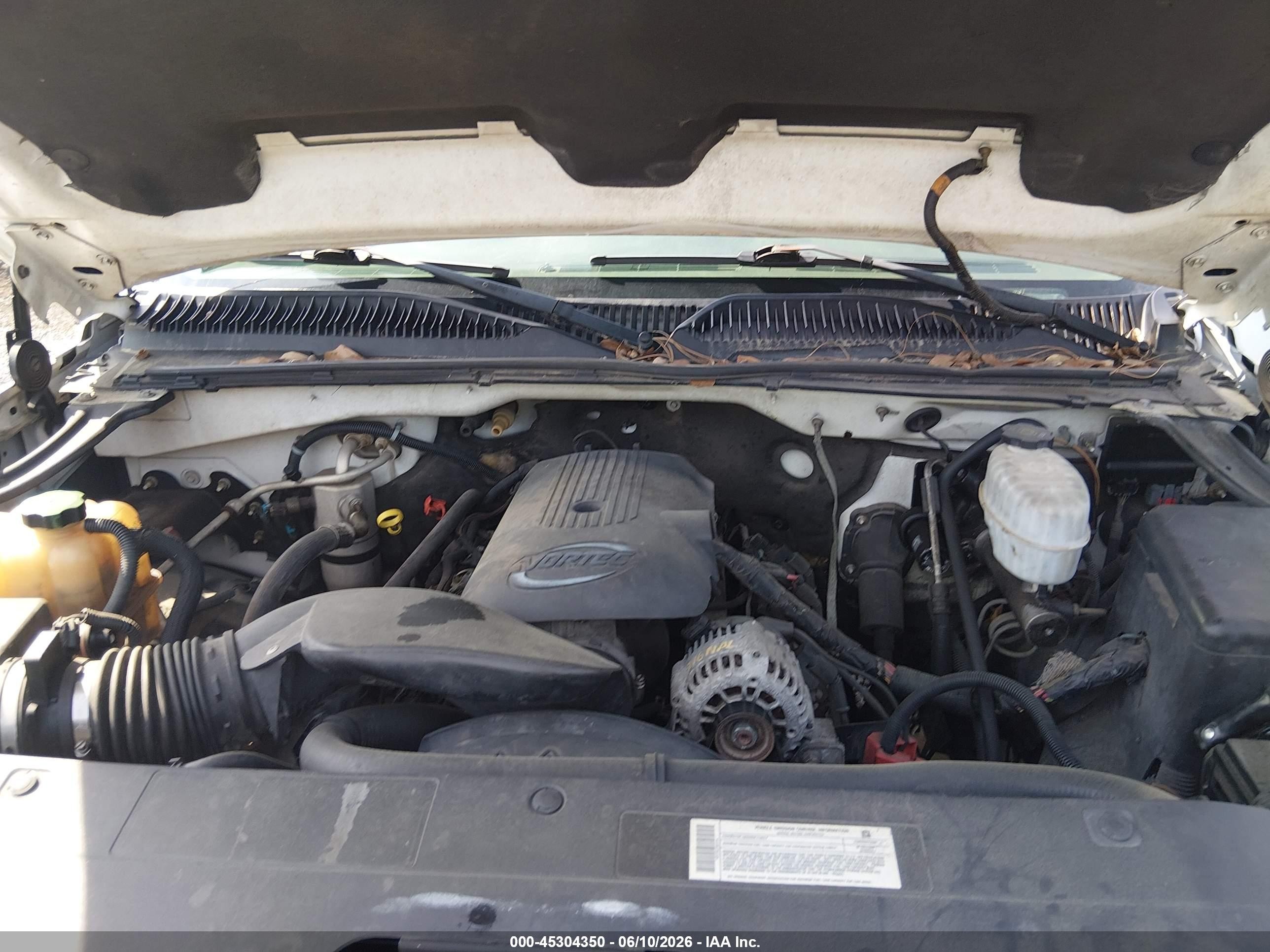 2005 Chevrolet Silverado 2500hd Ls White vin: 1GCHC23U15F823044