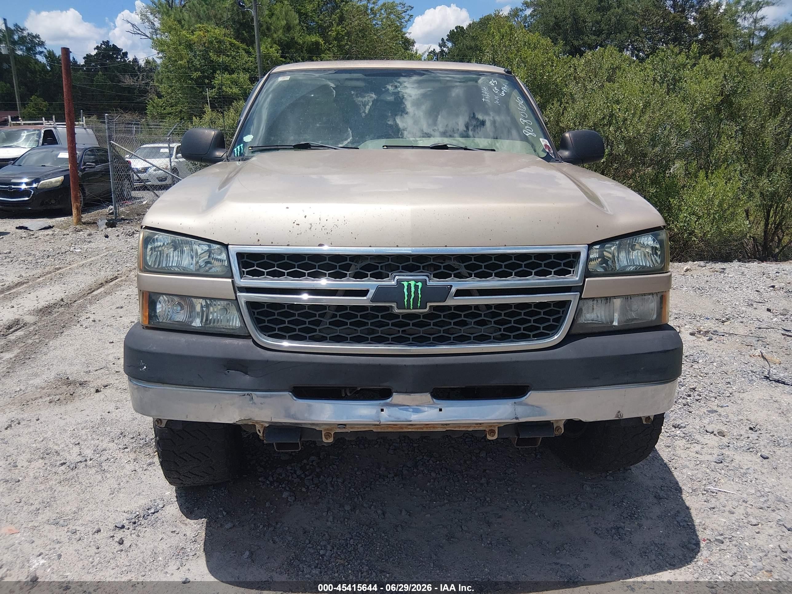 2005 Chevrolet Silverado 2500hd Ls Beige vin: 1GCHC23U25F808066