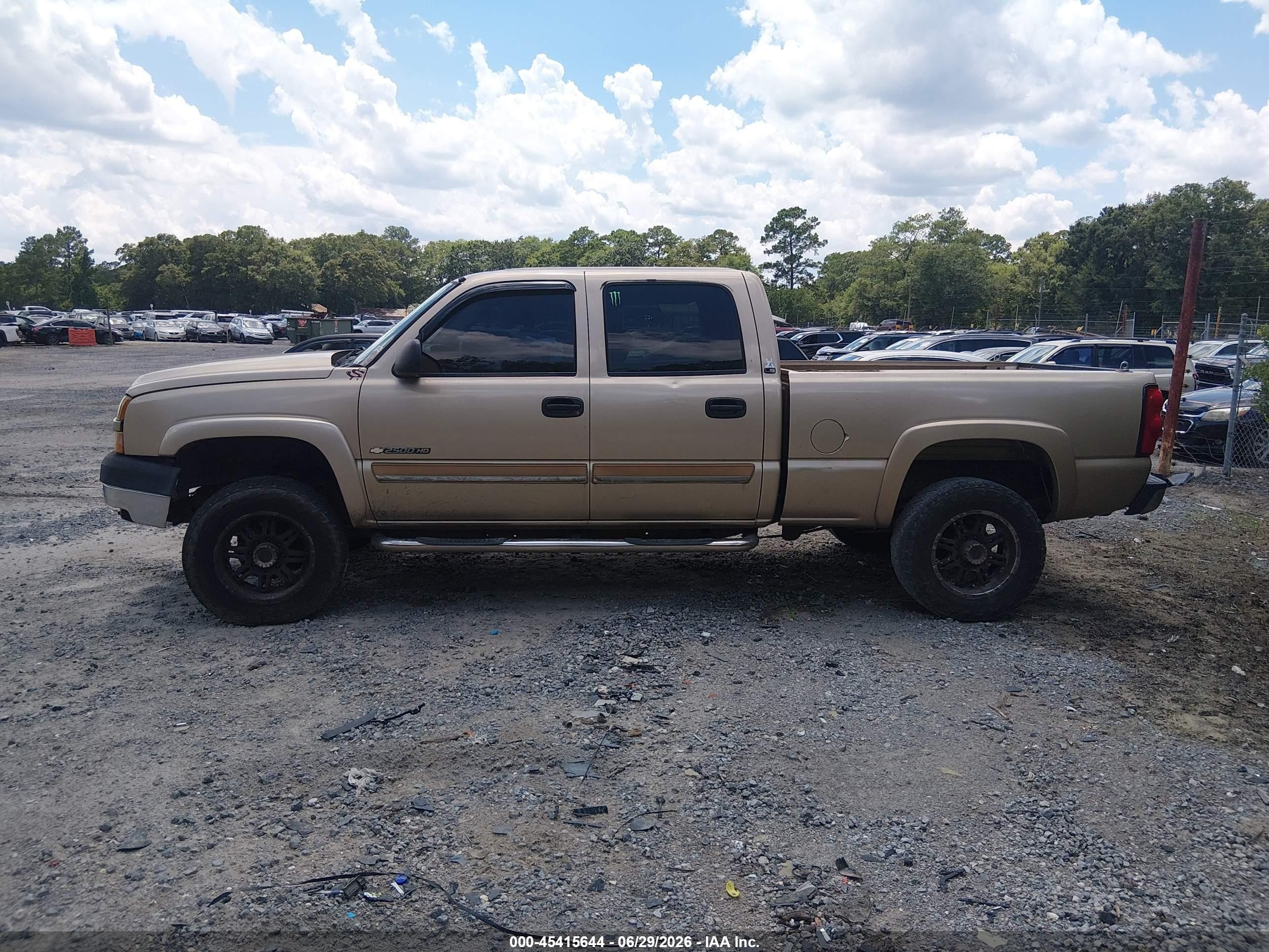2005 Chevrolet Silverado 2500hd Ls Beige vin: 1GCHC23U25F808066