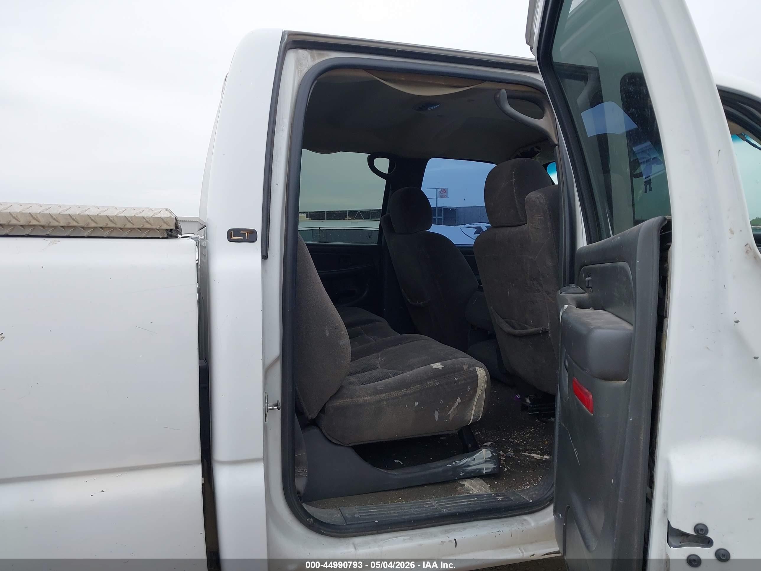 2006 Chevrolet Silverado 2500hd Lt1 Белый vin: 1GCHC23U26F259406