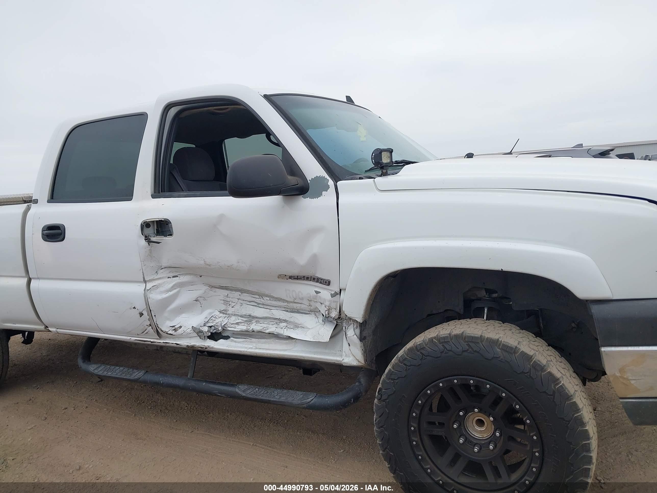 2006 Chevrolet Silverado 2500hd Lt1 Белый vin: 1GCHC23U26F259406