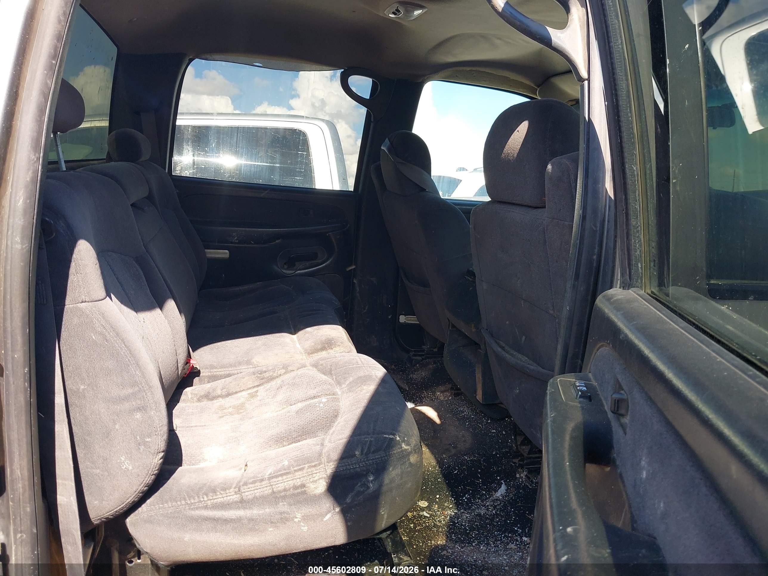 2002 Chevrolet Silverado 2500hd Ls Серый vin: 1GCHC23U32F139494