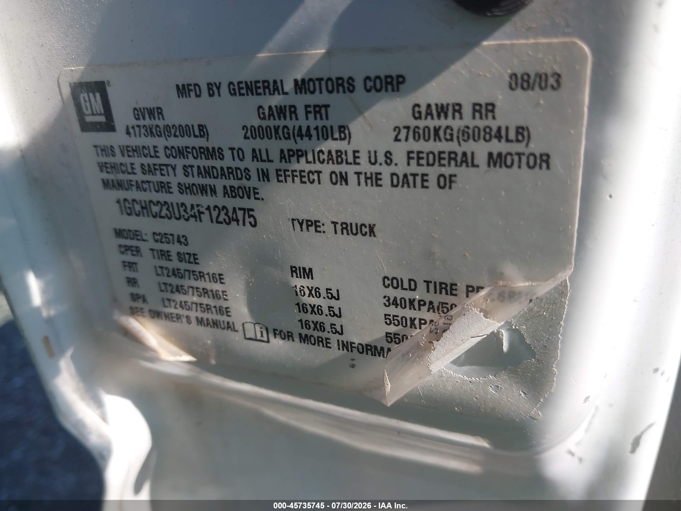 2004 Chevrolet Silverado 2500hd Work Truck White vin: 1GCHC23U34F123475