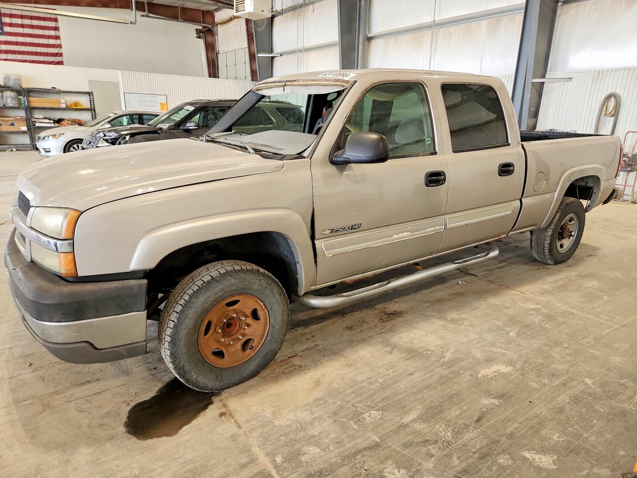 2004 Chevrolet Silverado C2500 Heavy Duty Tan vin: 1GCHC23U34F258441