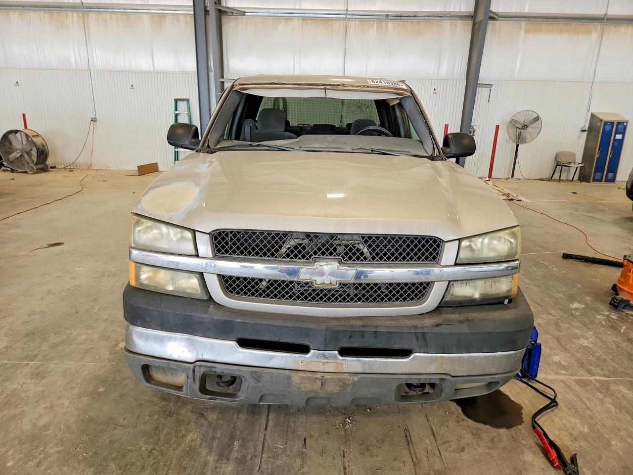 2004 Chevrolet Silverado C2500 Heavy Duty Tan vin: 1GCHC23U34F258441