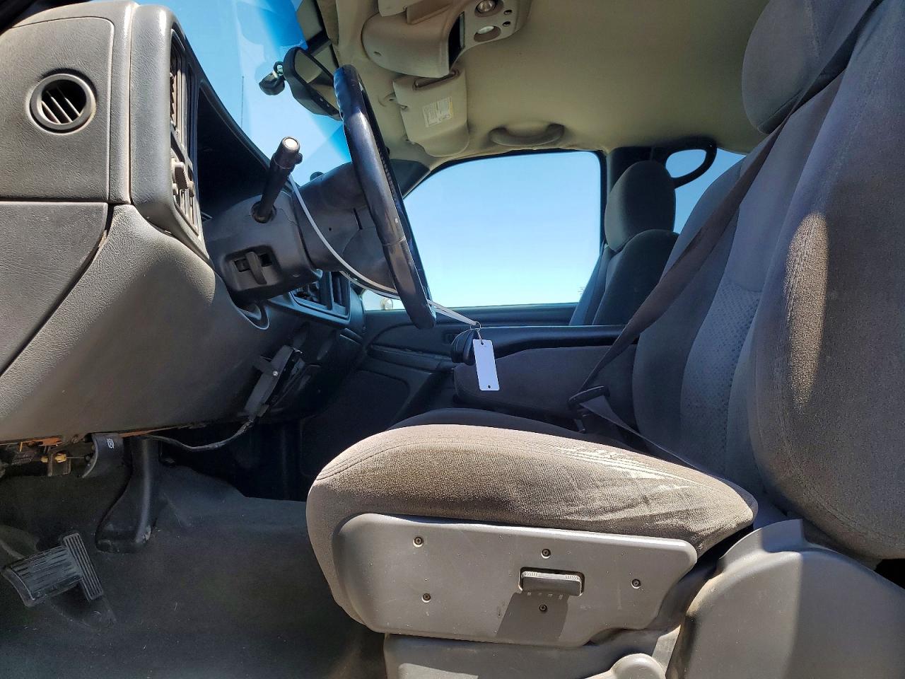 2005 Chevrolet Silverado C2500 Heavy Duty Gray vin: 1GCHC23U35F849256