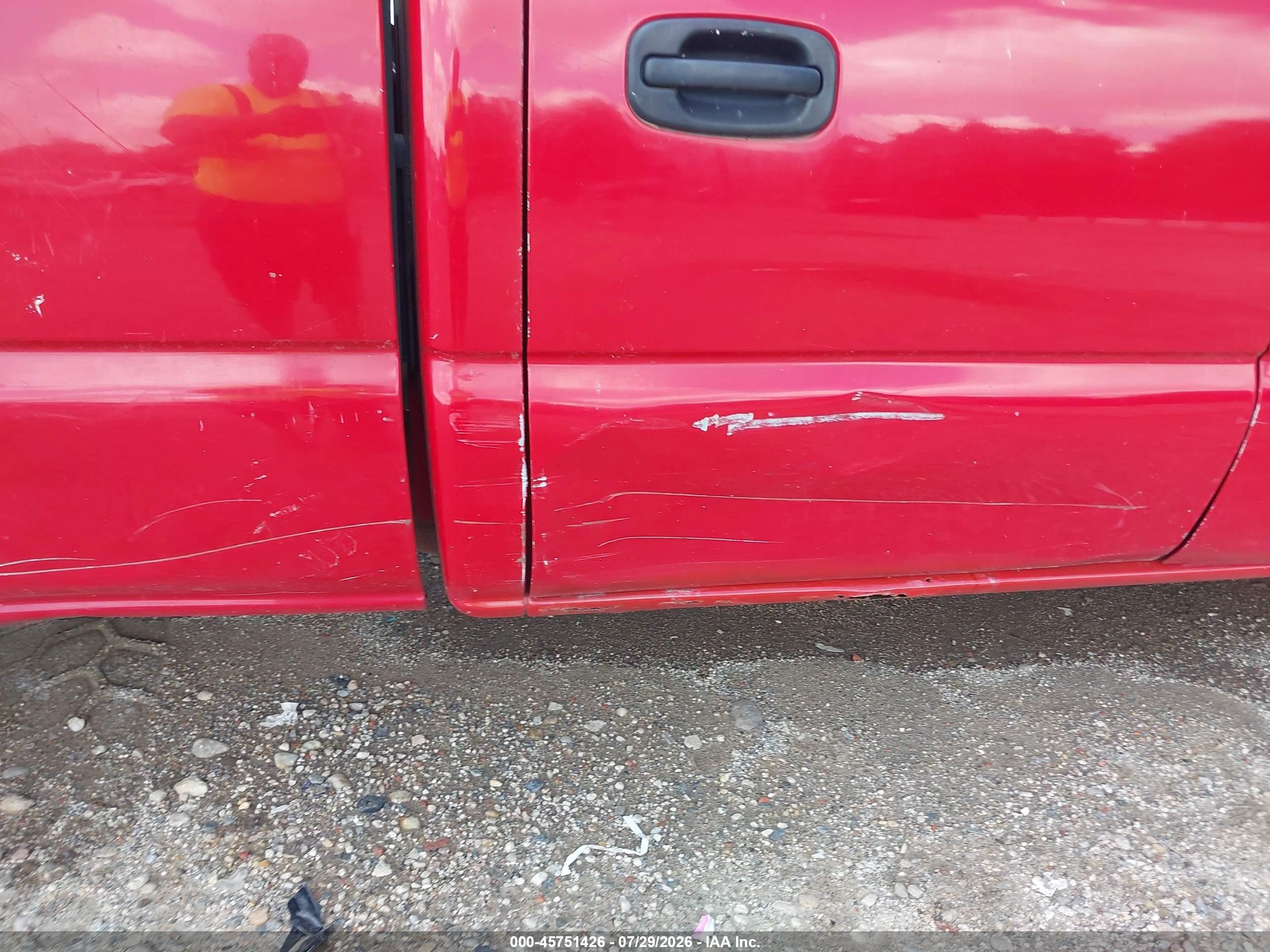 2001 Chevrolet Silverado 2500hd   Red vin: 1GCHC23U41F197354