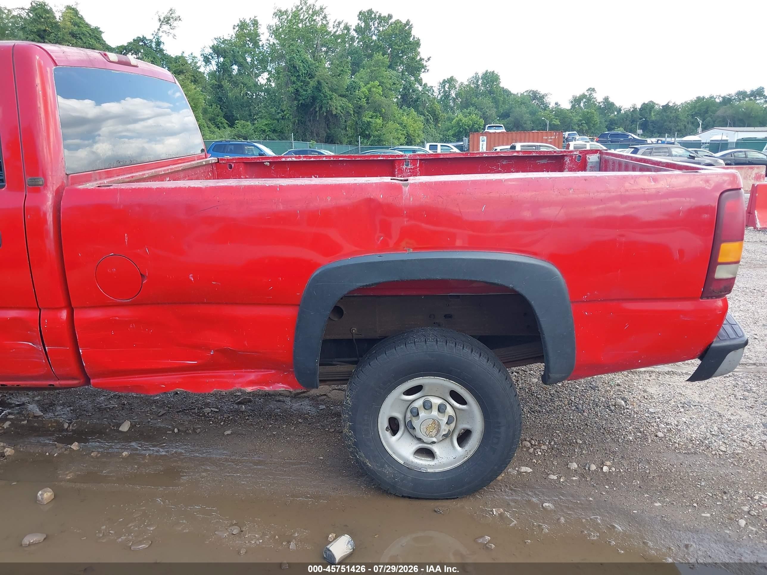 2001 Chevrolet Silverado 2500hd   Red vin: 1GCHC23U41F197354