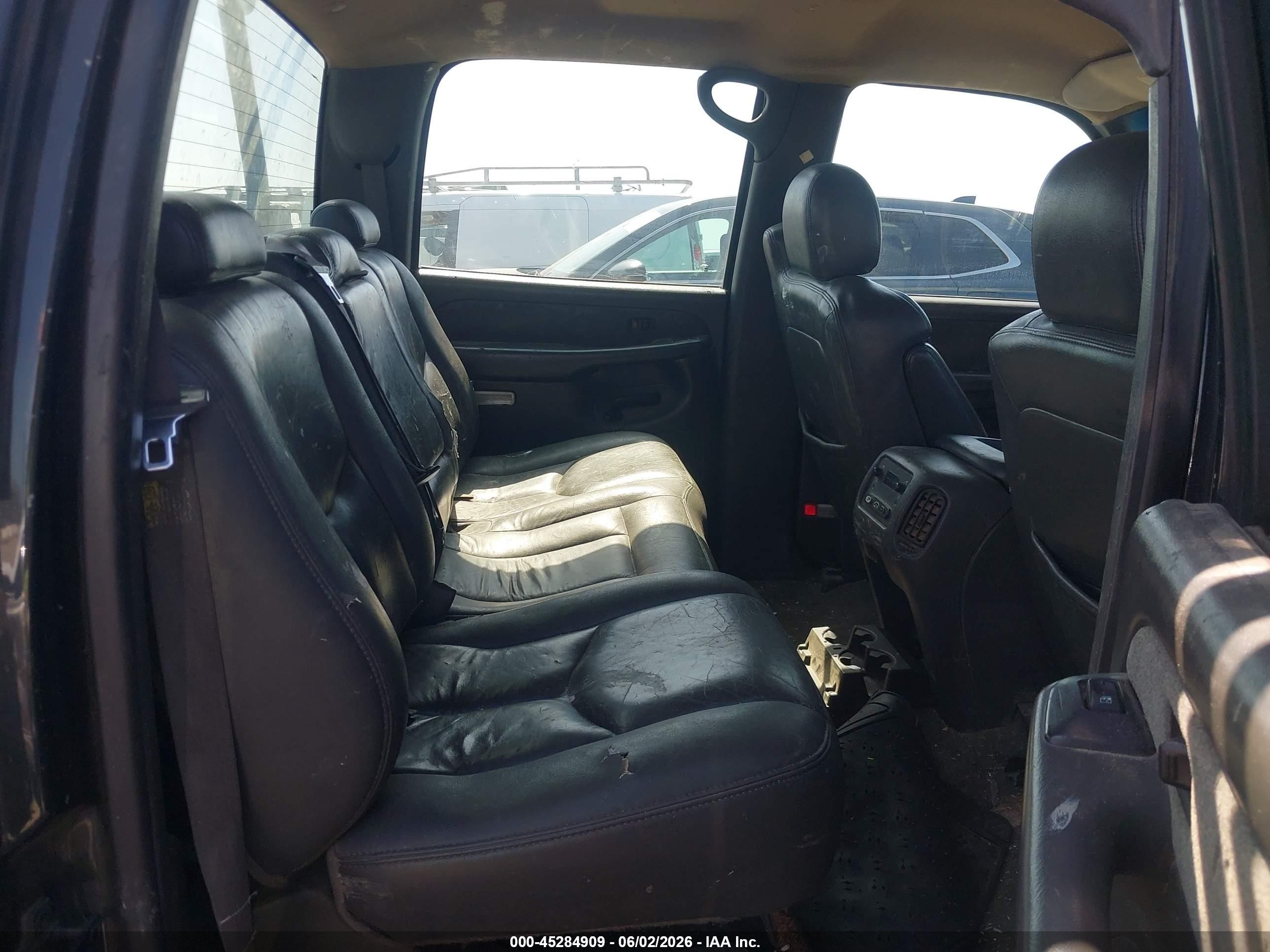 2003 Chevrolet Silverado 2500hd Ls Black vin: 1GCHC23U63F255242