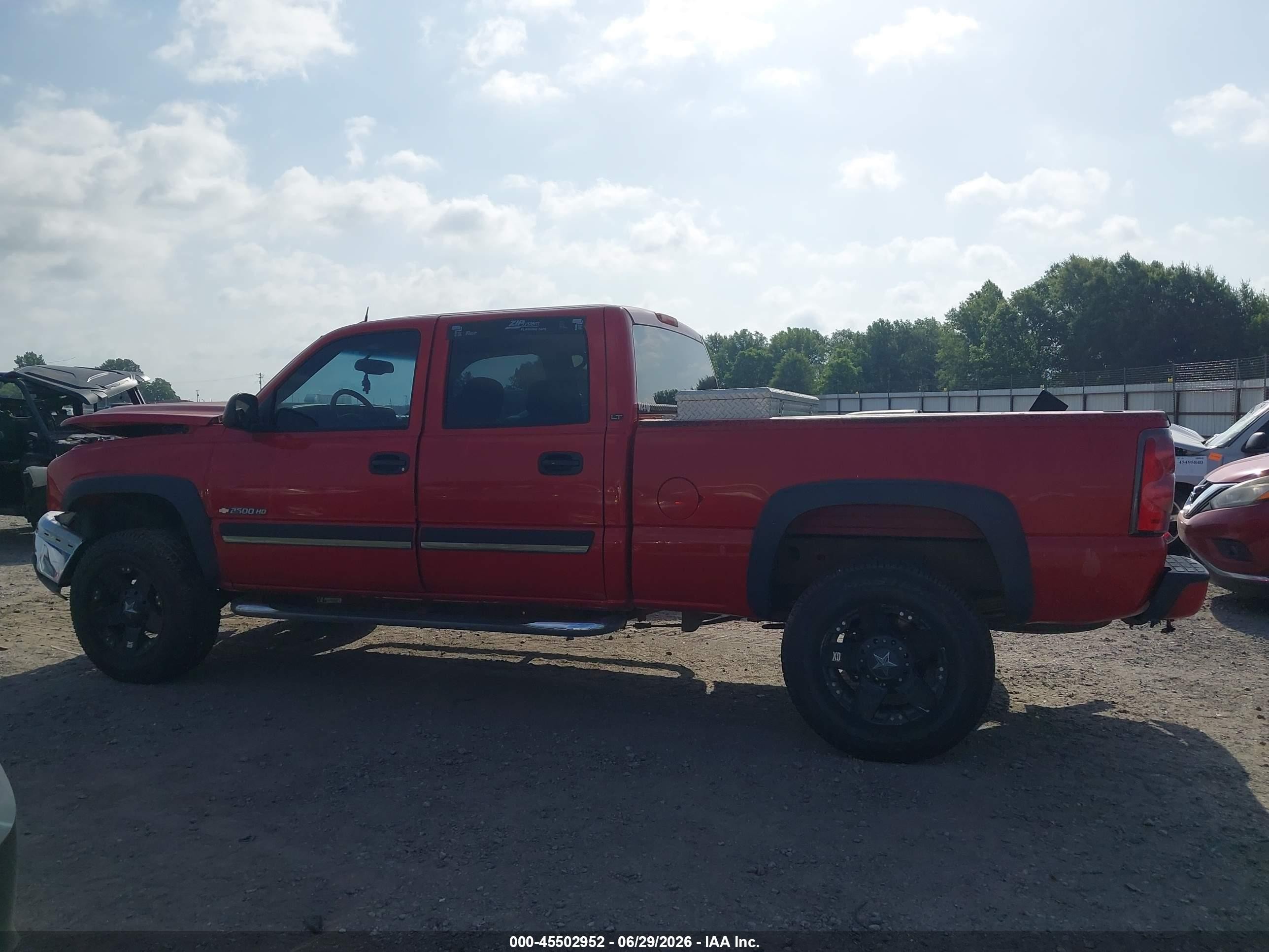 2005 Chevrolet Silverado 2500hd Lt Red vin: 1GCHC23U85F972647