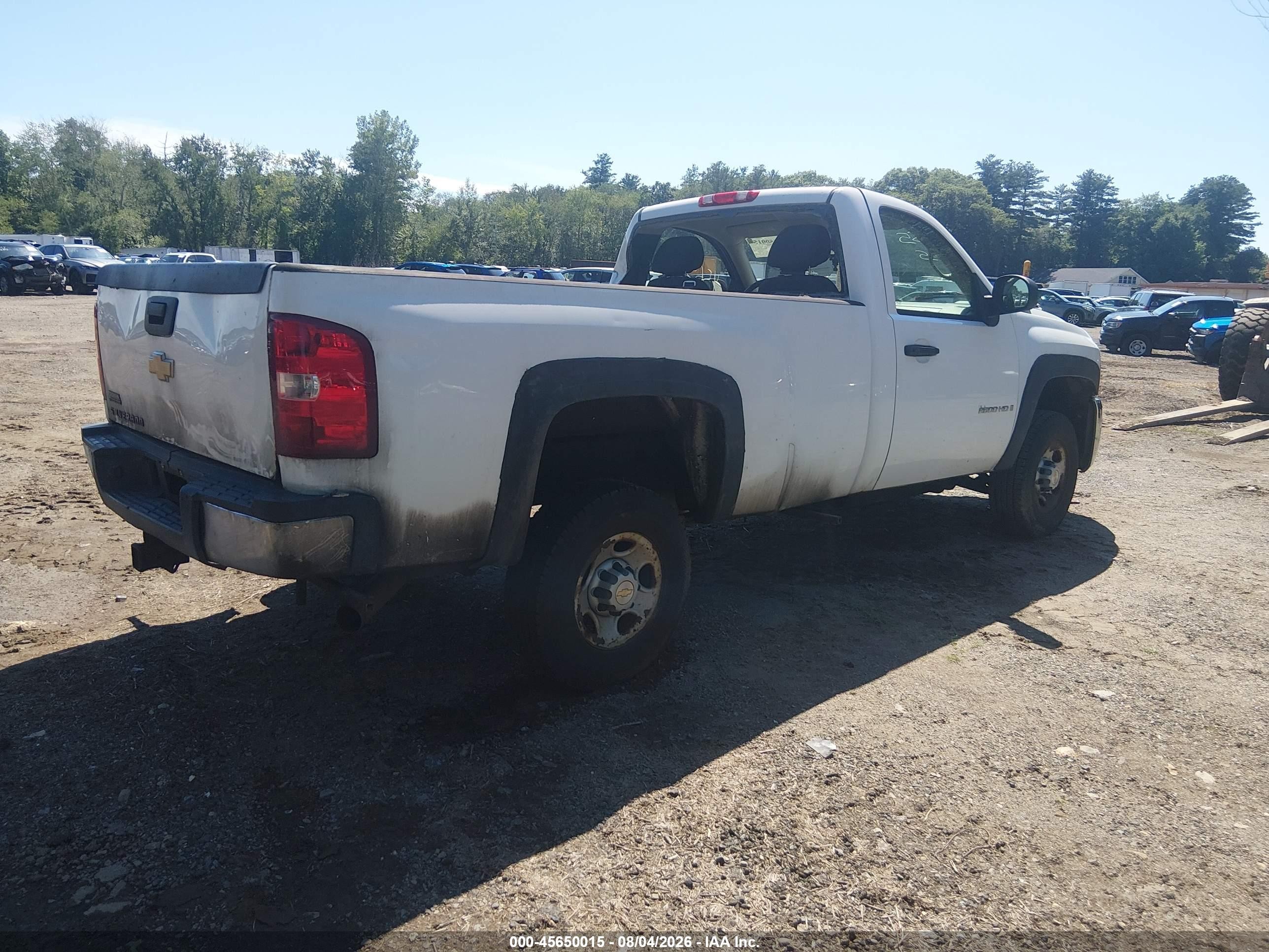 2007 Chevrolet Silverado 2500hd Work Truck White vin: 1GCHC24K17E575724