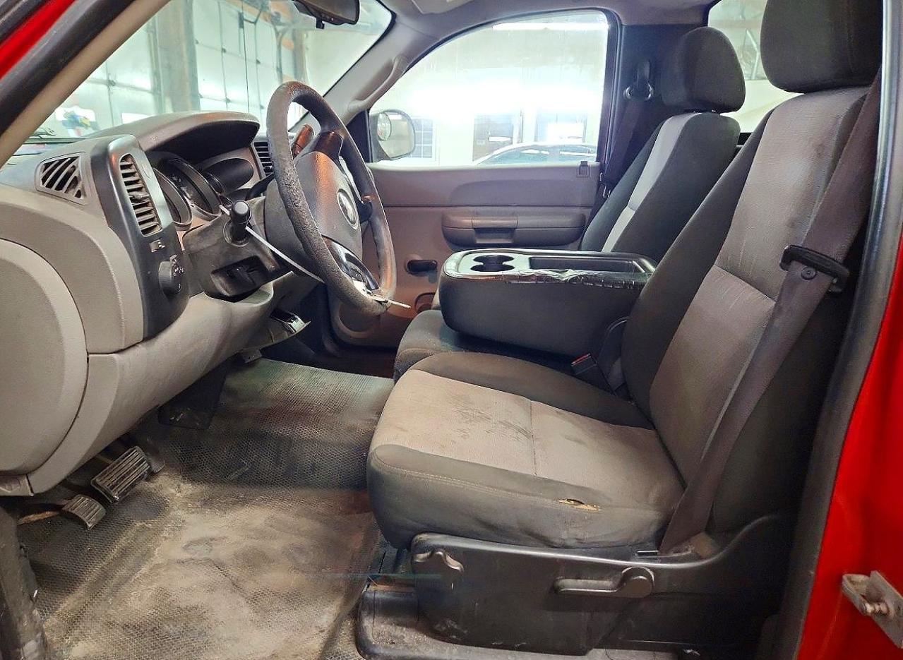 2007 Chevrolet Silverado C2500 Heavy Duty Red vin: 1GCHC24K37E577104