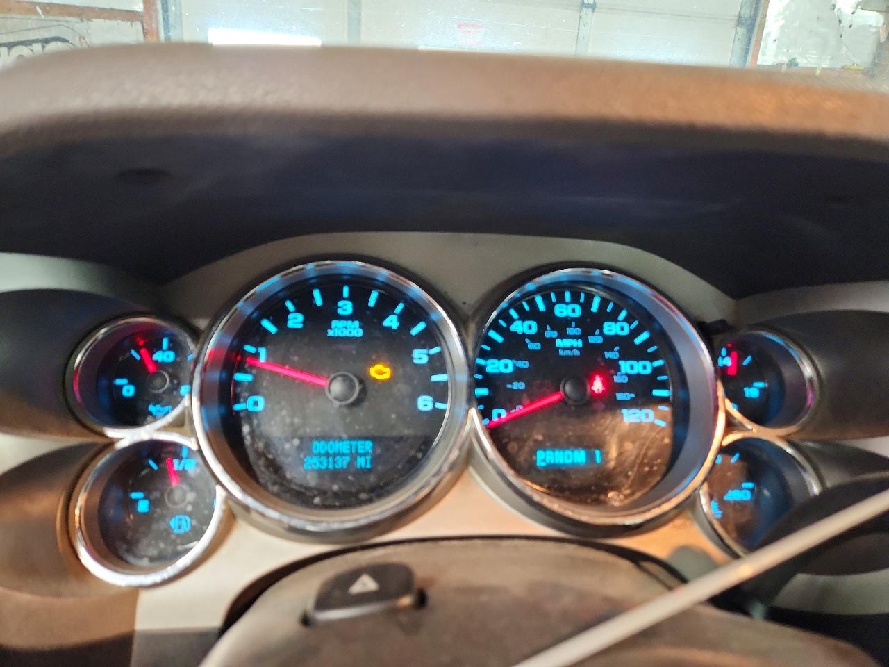 2007 Chevrolet Silverado C2500 Heavy Duty Red vin: 1GCHC24K37E577104